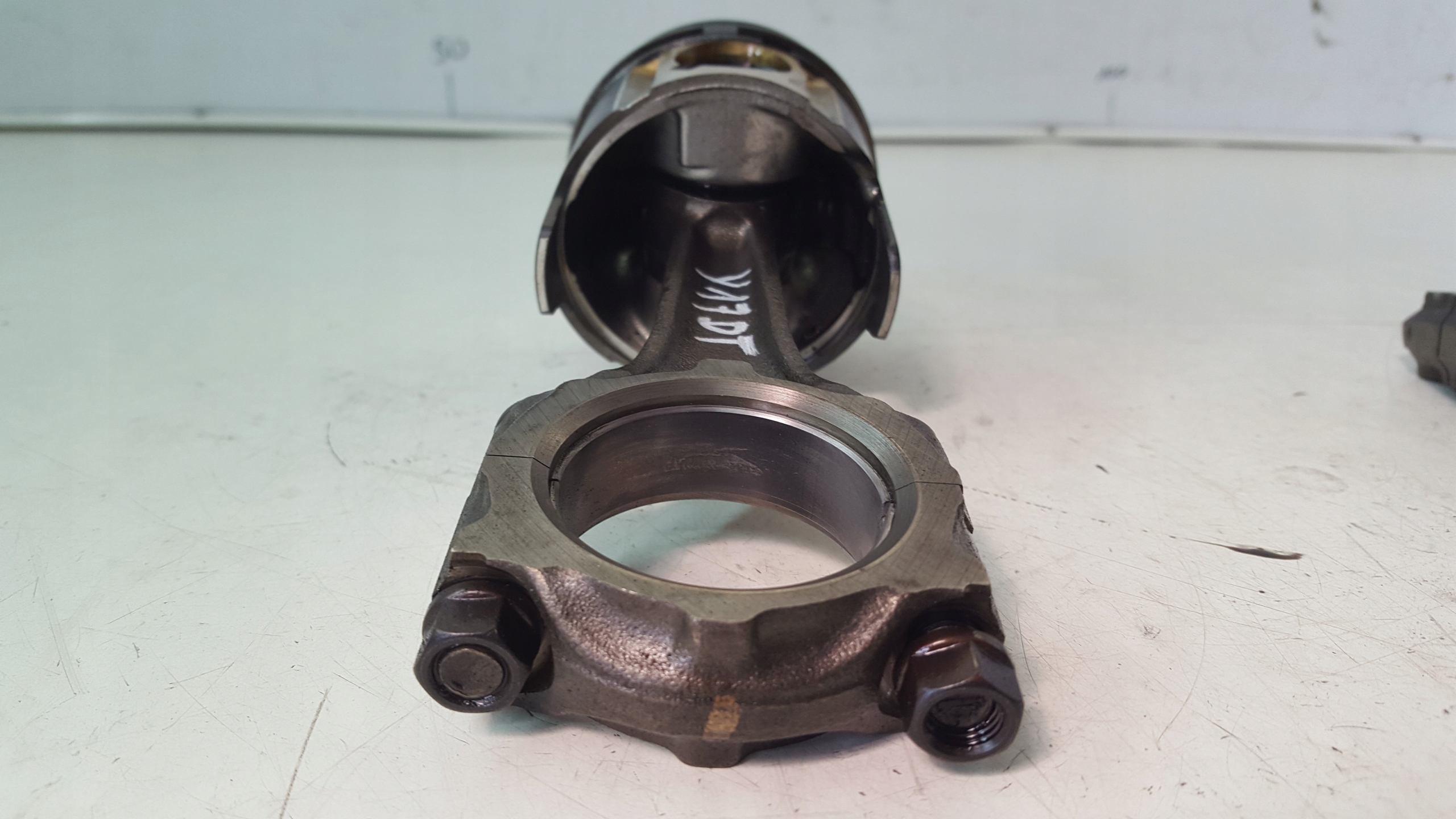 piston connecting rod Opel Meriva