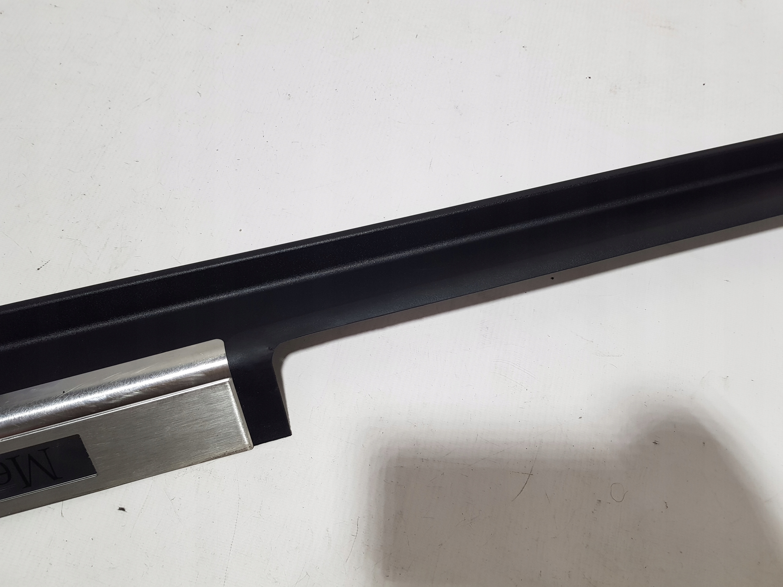 moulding threshold right front MERCEDES W251 LIFT