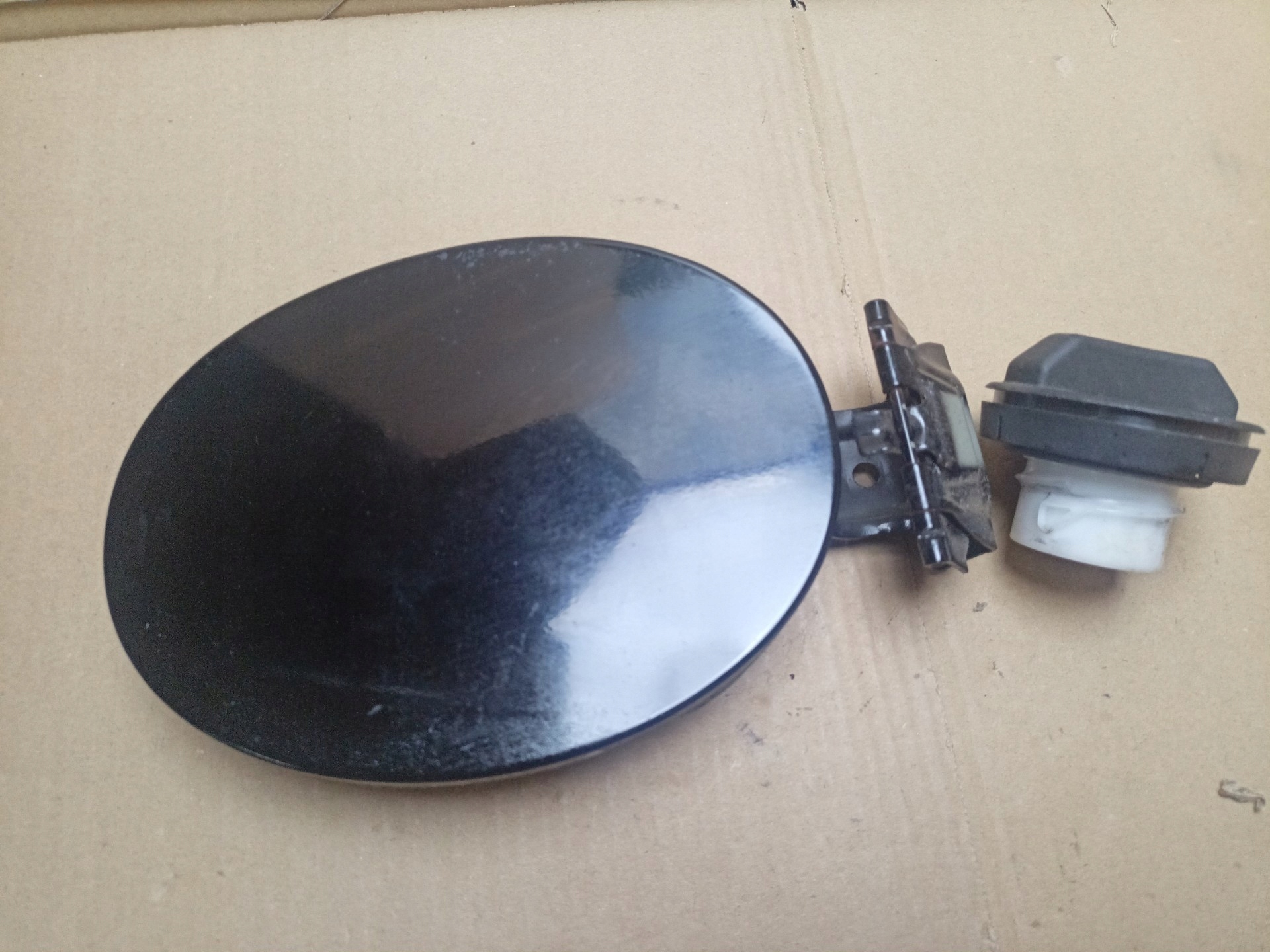Volet trappe carburant Carburant Mazda CX-9 facelift 2009