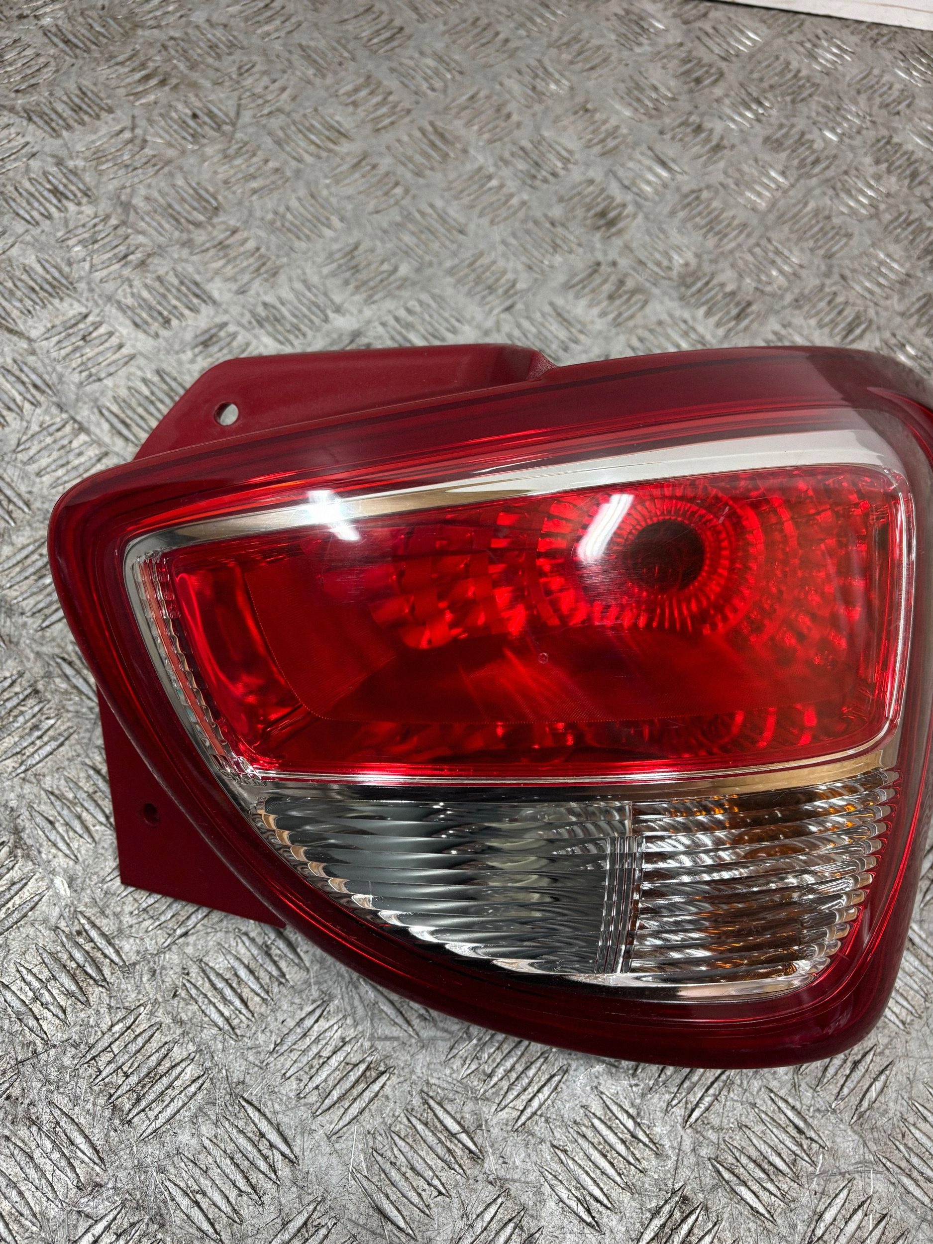 light rear part rear right HYUNDAI I10 II 13- 92402B9000