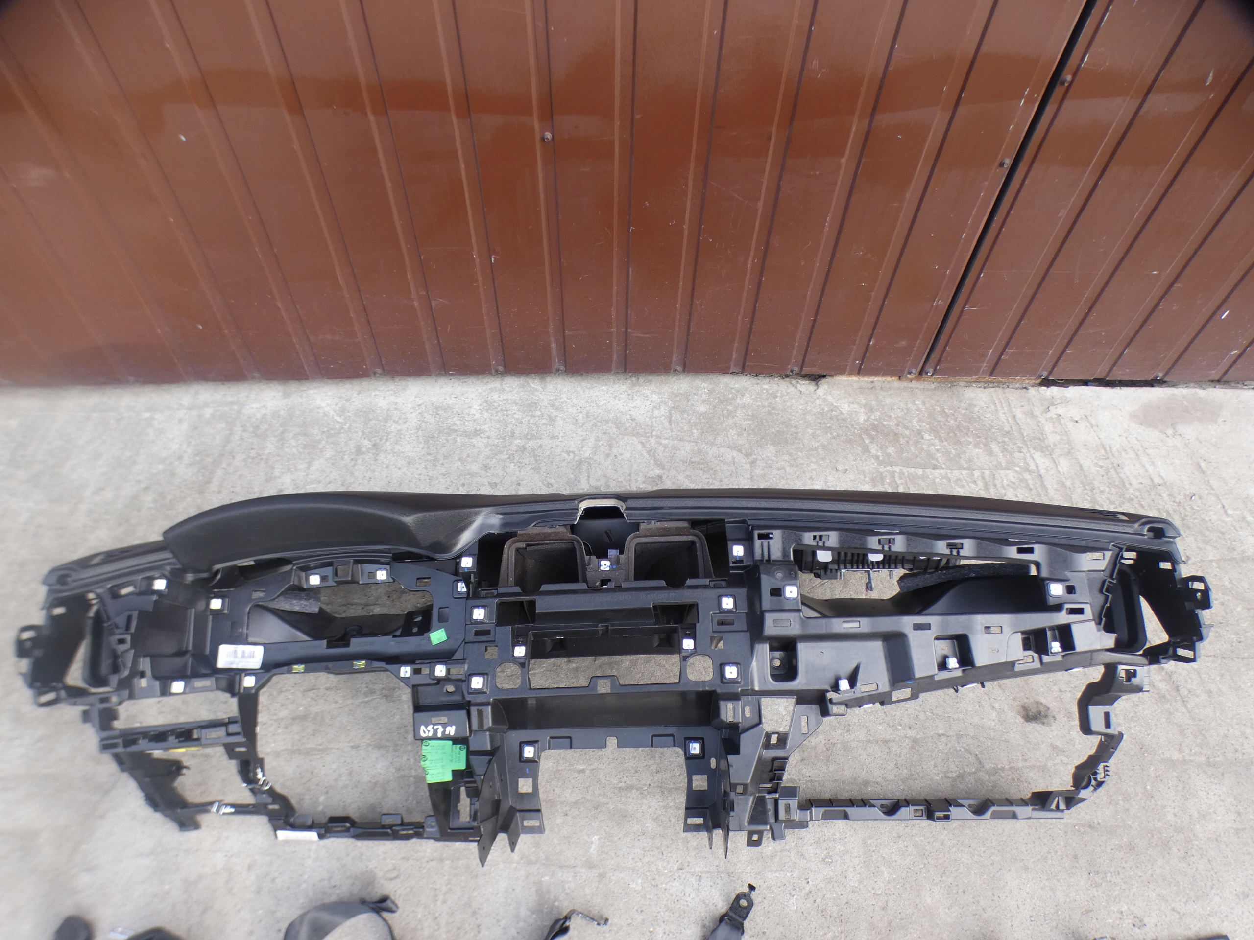 DS7 dashboard instrument panel console tension belts airbag original