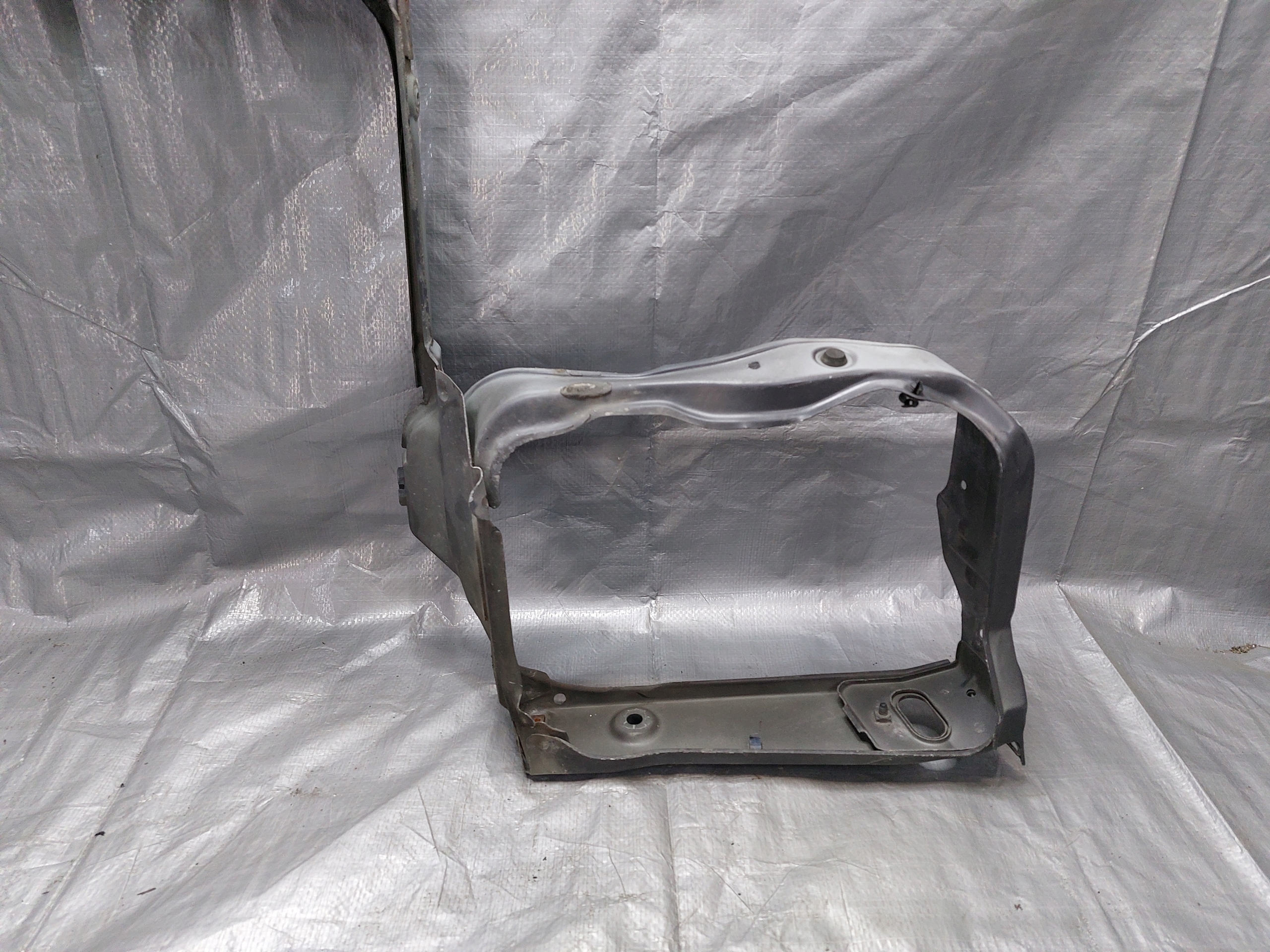support panel for radiators pillar MERCEDES W202
