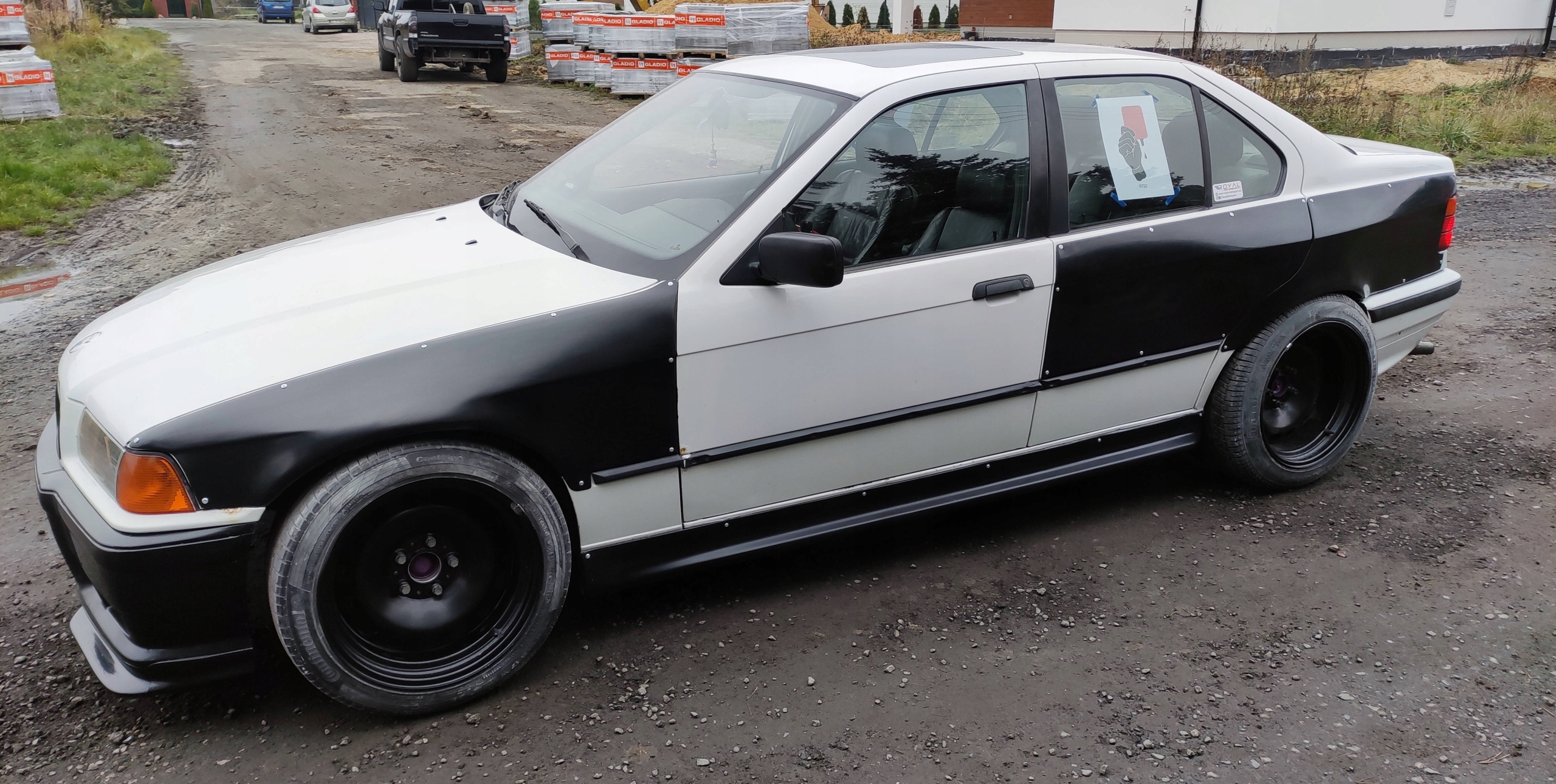 BMW 3 E36 Sedan Poszerzenia Błotników Wide Body felony EAN (GTIN) 5907512671504