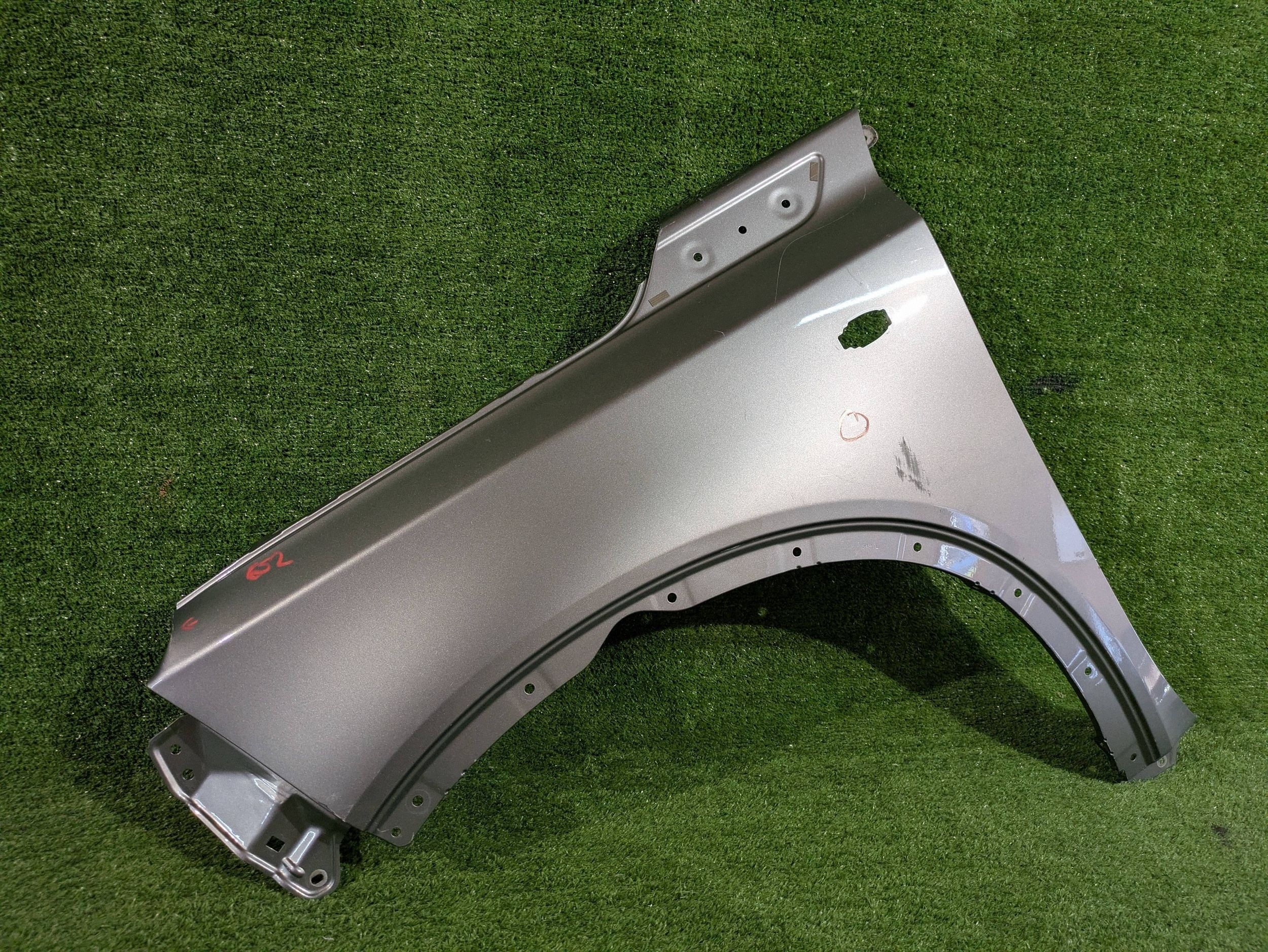 fender front left front SUZUKI VITARA III 15- NR.B652