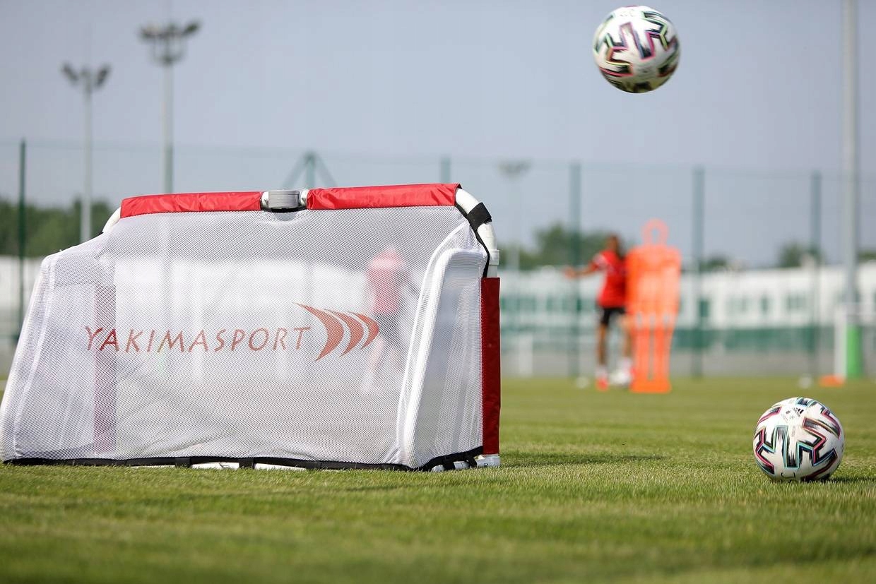 YAKIMA BRAMKA SKŁADANA PRZENOŚNA 120x80 100518 Model Academy