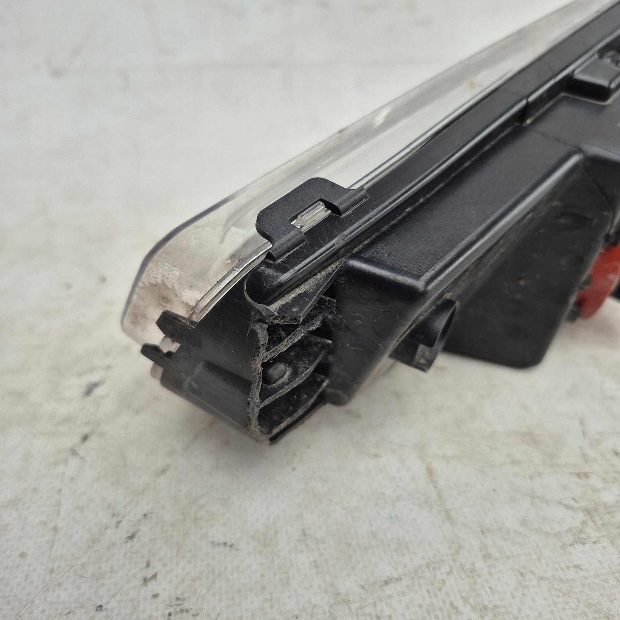 FORD KUGA III 3 MK3 TITANIUM 19-24 Nebelscheinwerfer links