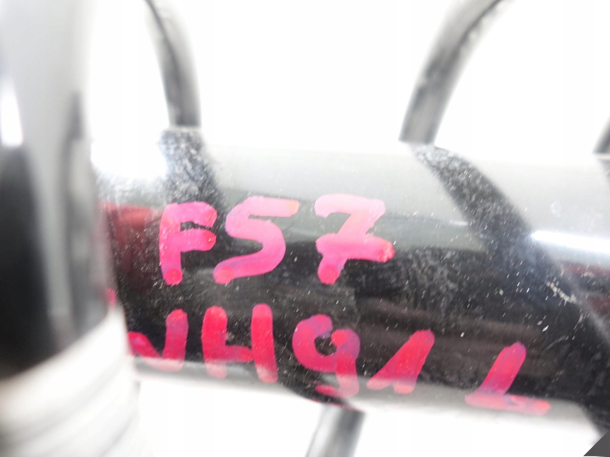 MINI F57 shock absorber rear part left=right 83Km