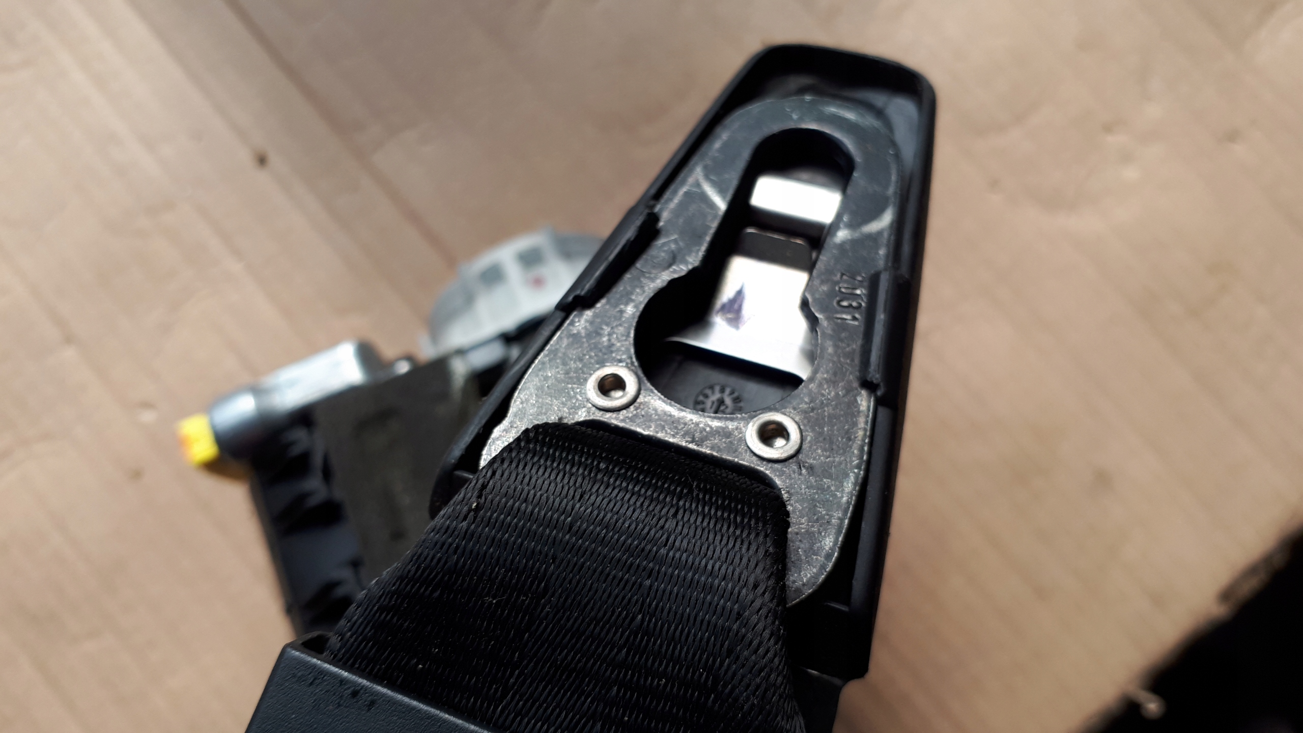S4 B8 LIFT A4 safety right front 2012ROK