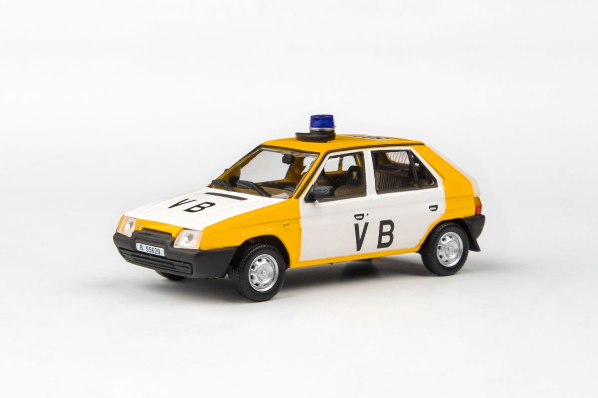 Abrex Škoda Favorit 136L (1988) 1:43 Vb