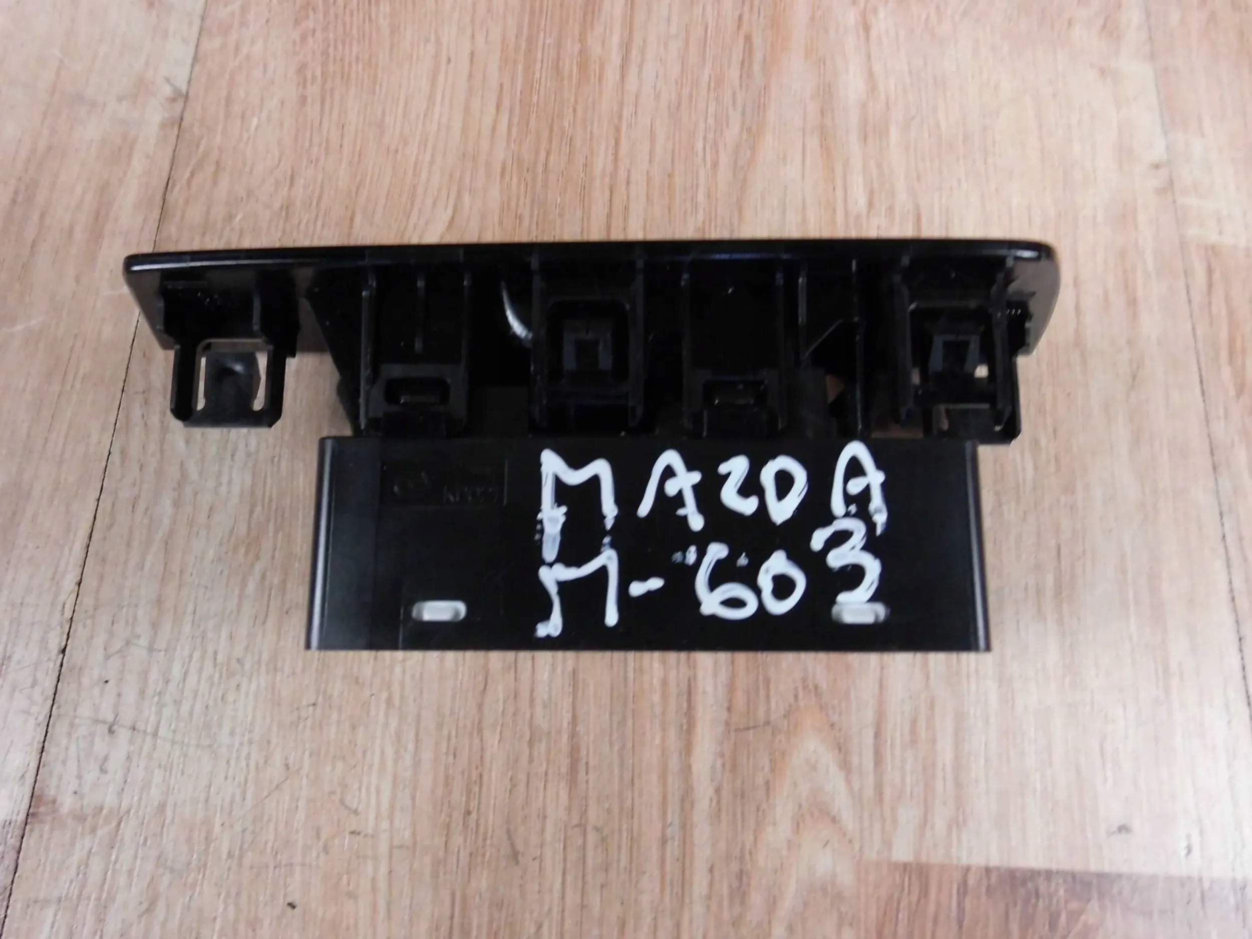 Mazda CX9 panel switch windows right rear part TK4866380