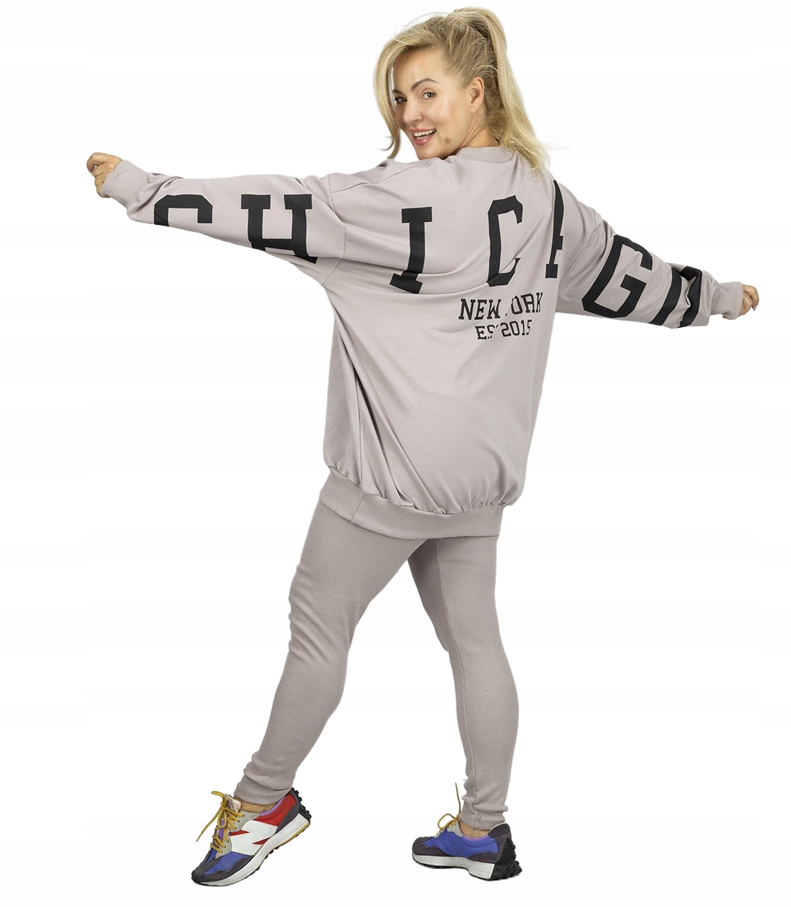 Teplákovka dámský Chicago s volnou mikinou a pruhovanými legínami unisize