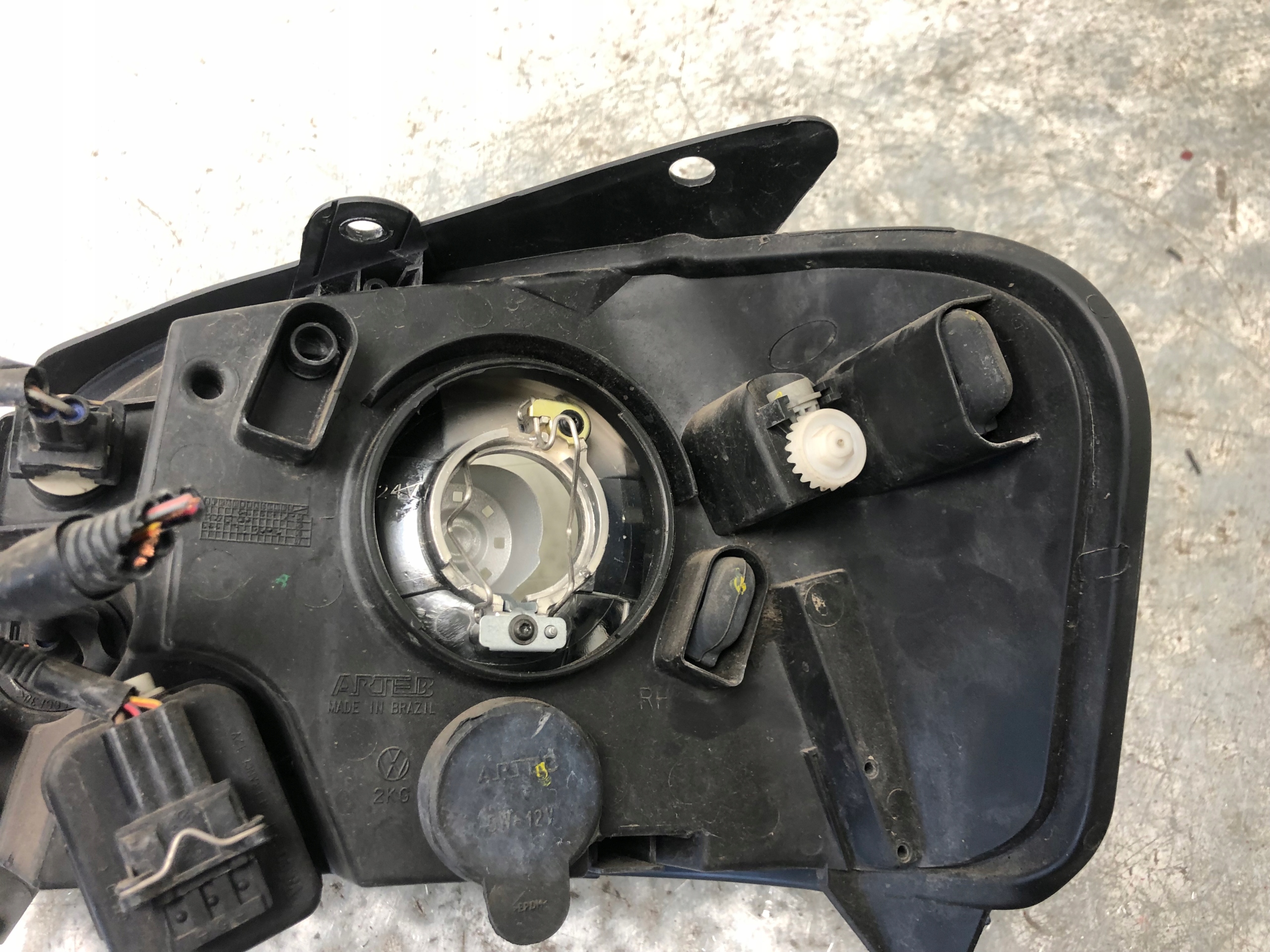 light right front VW FOX