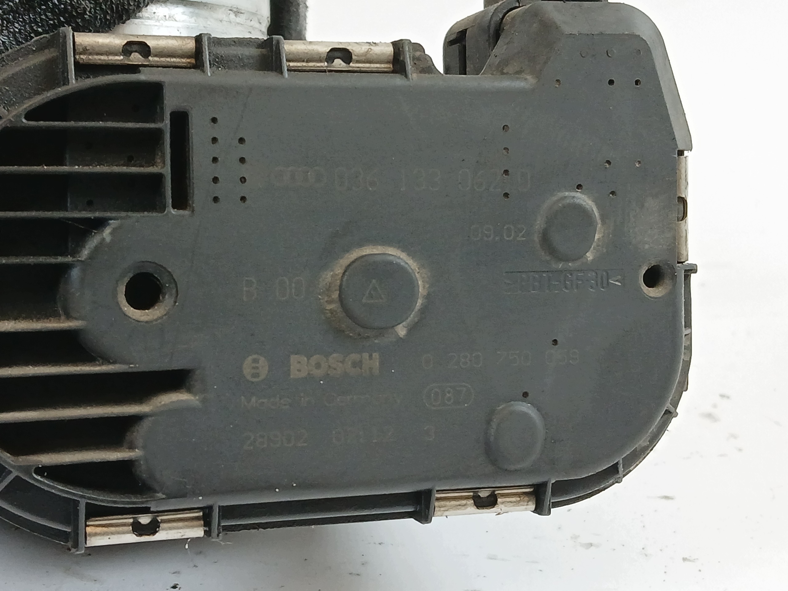 VW GOLF IV BORA 1.6 FSI valvola a farfalla 036133062D