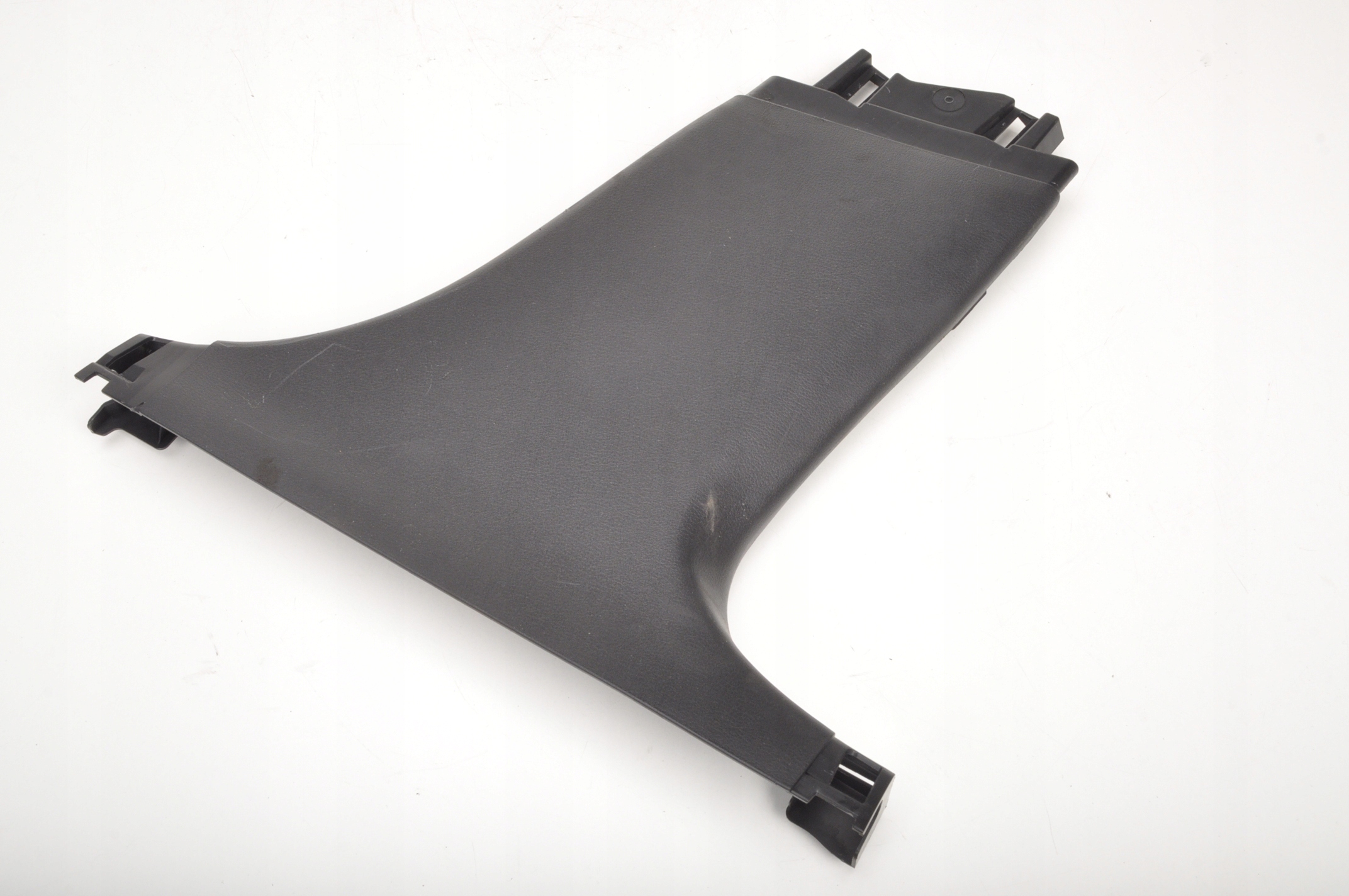 DFR5-68220 - MAZDA CX - 30 КРЫШКА ОБШИВКА ПРАВОЙ СТОЙКИ 21R