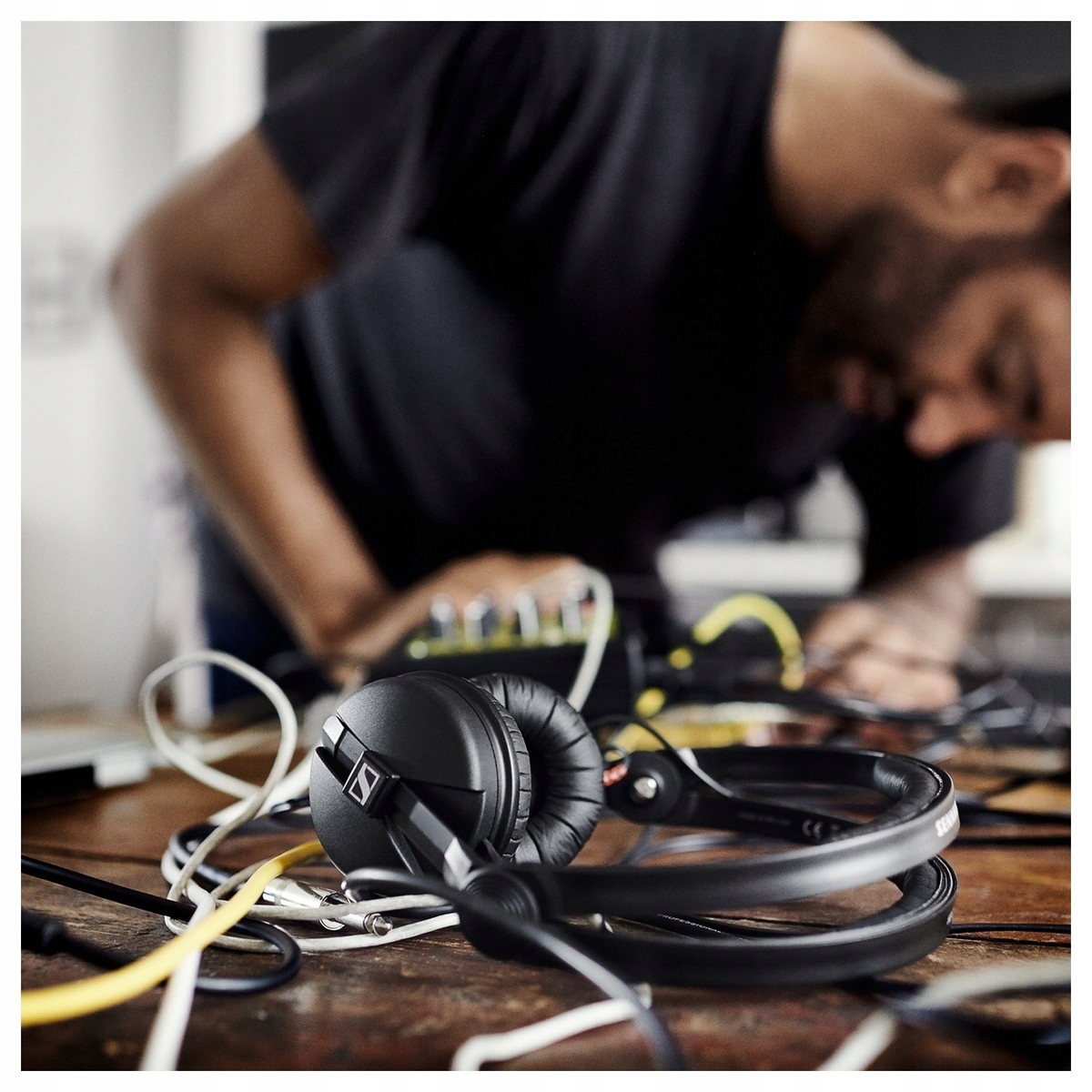 Słuchawki nauszne Sennheiser HD 25 Marka Sennheiser