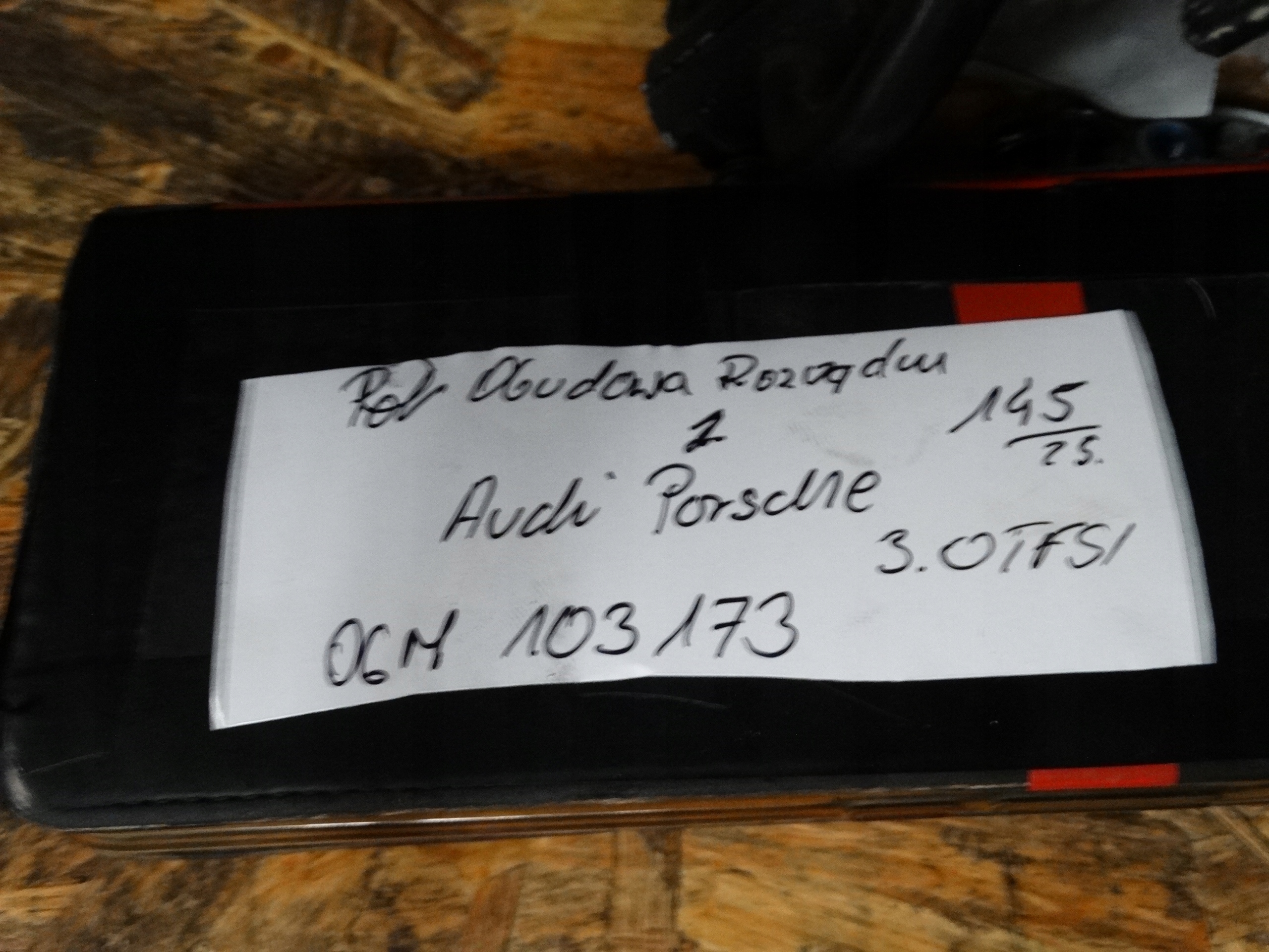 IDEALNA COUVERCLE CARTER DISTRIBUTION AUDI PORSCHE 3.0 TFSI 1