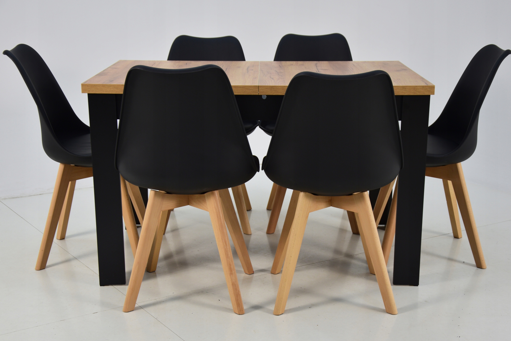 6 krzeseł Z PODUSZKĄ i rozkadany stół DO JADALNI Kod producenta SL-02 + C-2