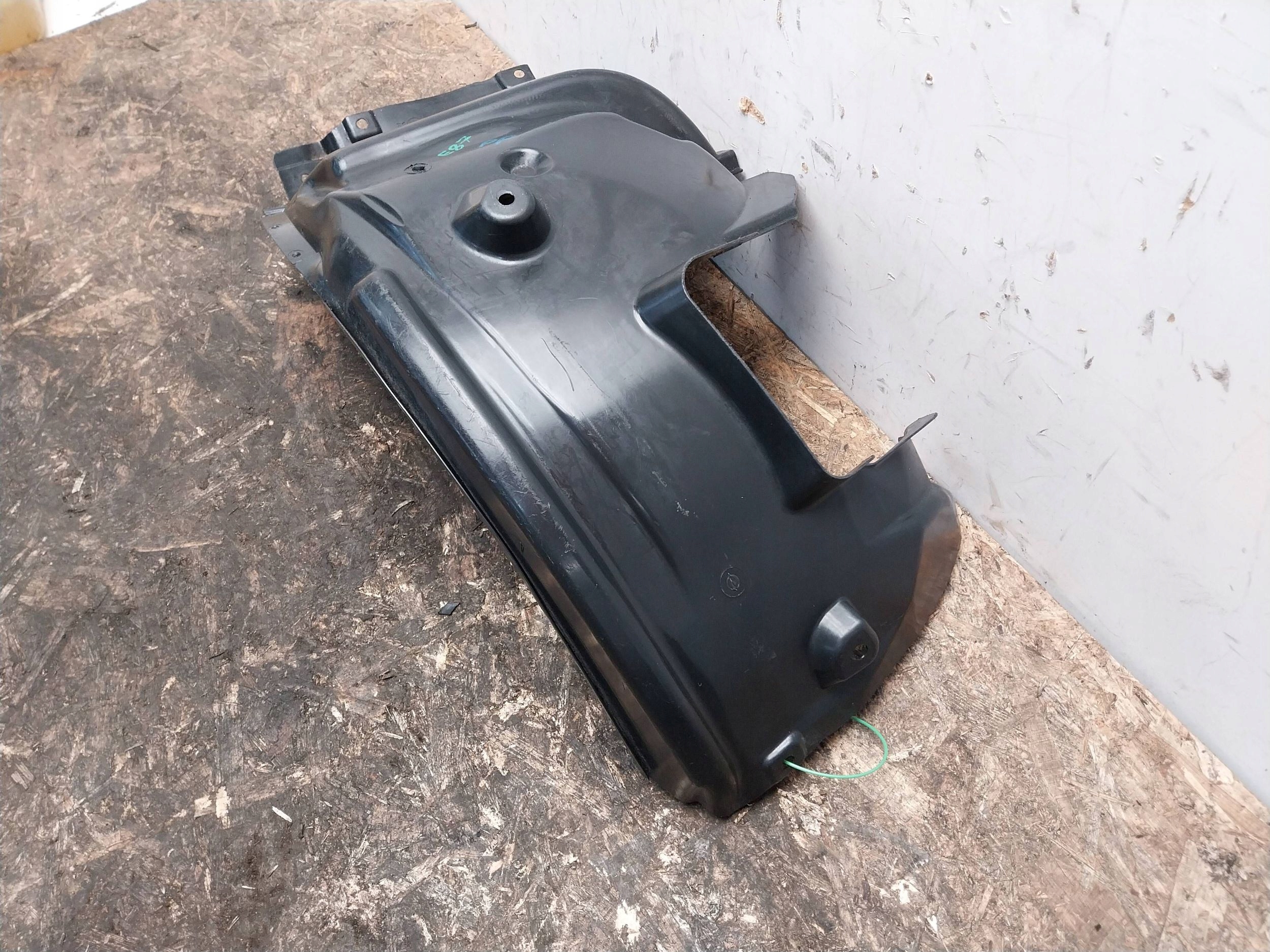 mudguard right front part rear 7059372 BMW E81 E87