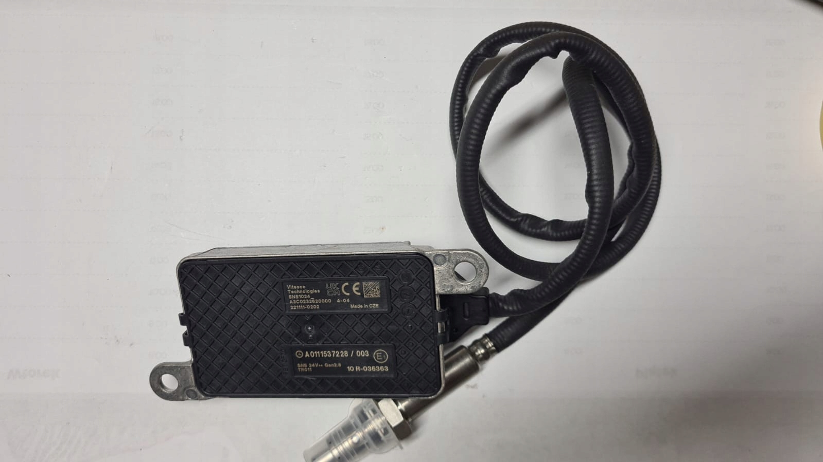 011 153 - ДАТЧИК NOX MERCEDES ATEGO 3 0111537228 ОРИГИНАЛ