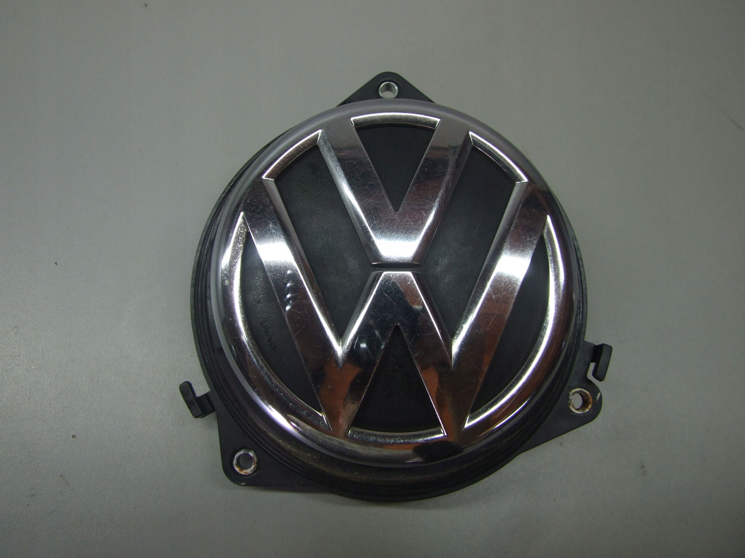 6R0827469 - РУЧКА БАГАЖНИКА VW GOLF VI 3C5827469E