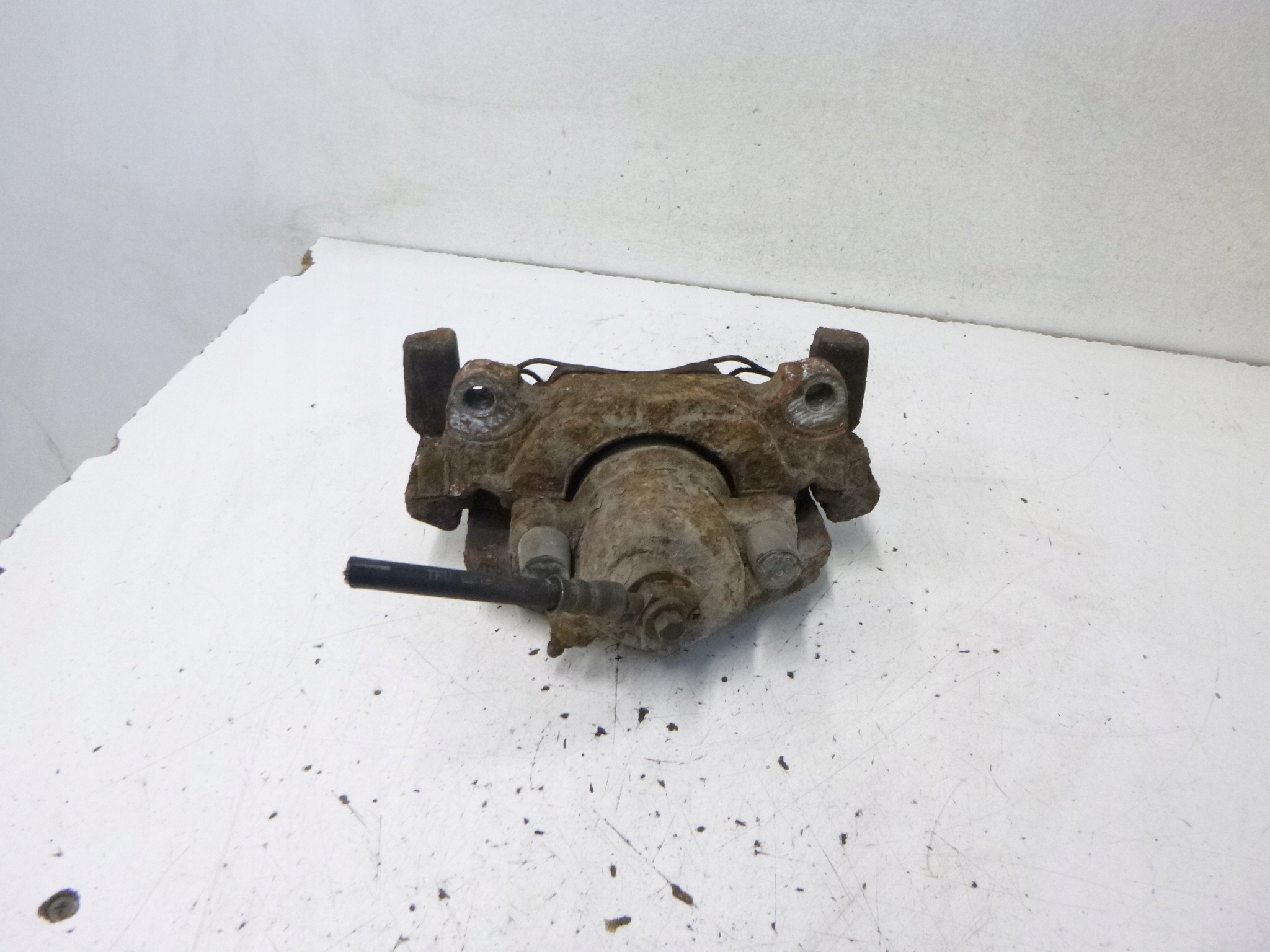 caliper brake front right VW Volkswagen Golf 5 V 1.4 03-09r