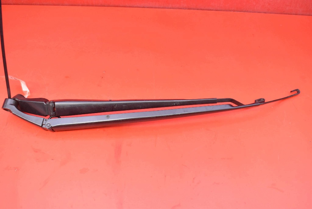 wiper arm front EU TOYOTA YARIS 4 IV 20-21