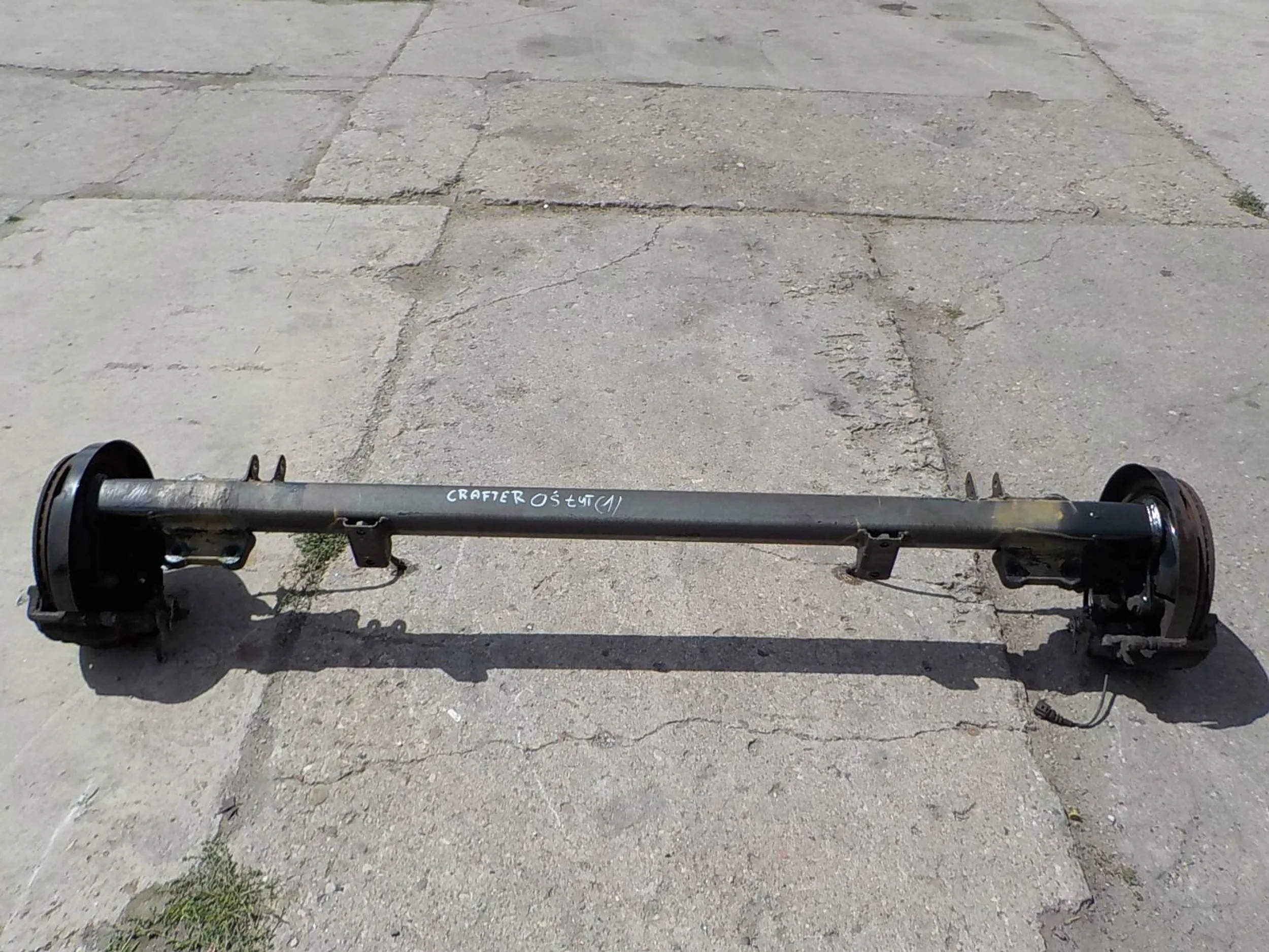 CRAFTER 18- BELKA OŚ TYLNA