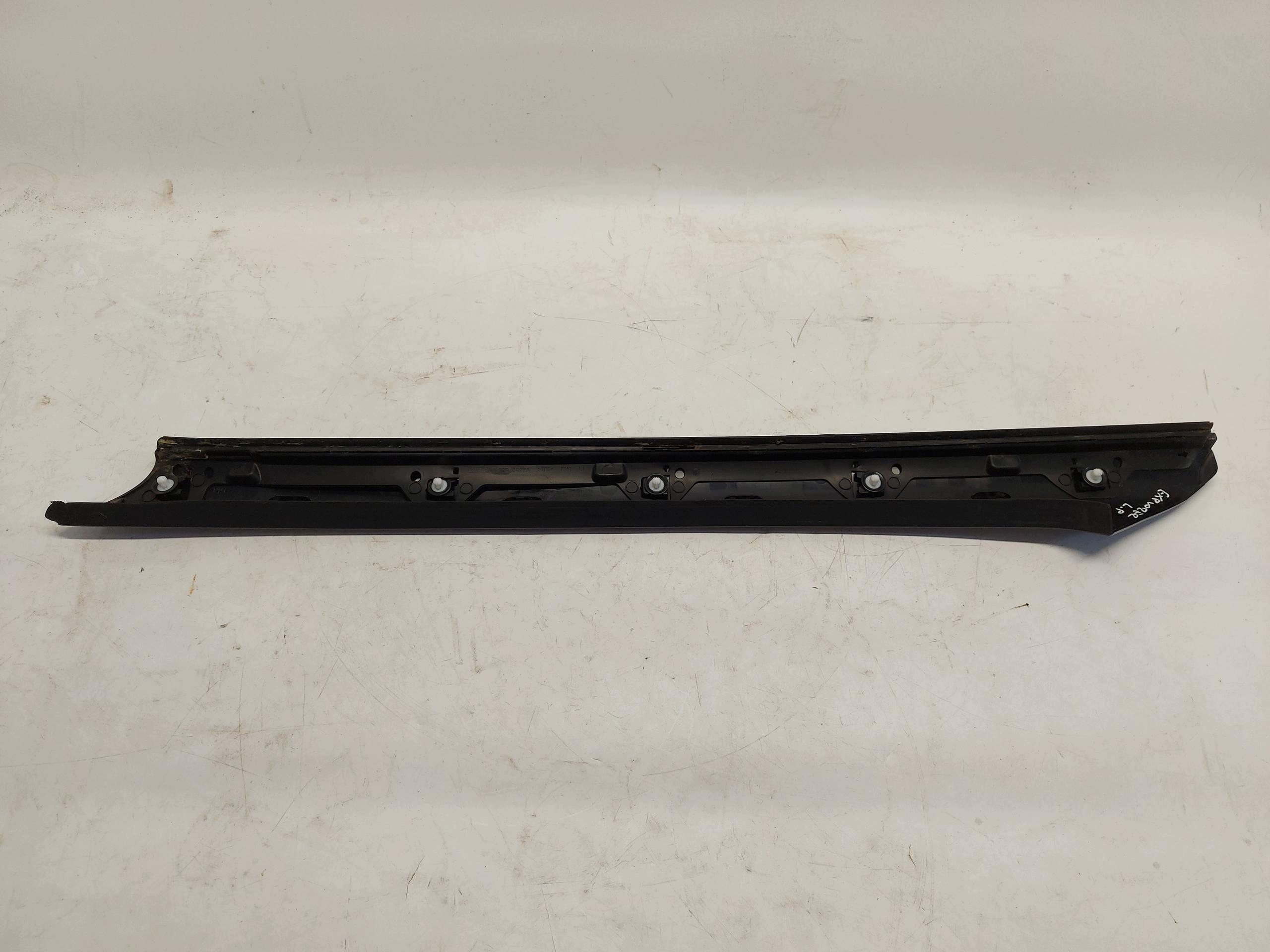 Ford Explorer Capri VII R2KB moulding slupka front left R2KB-R03683
