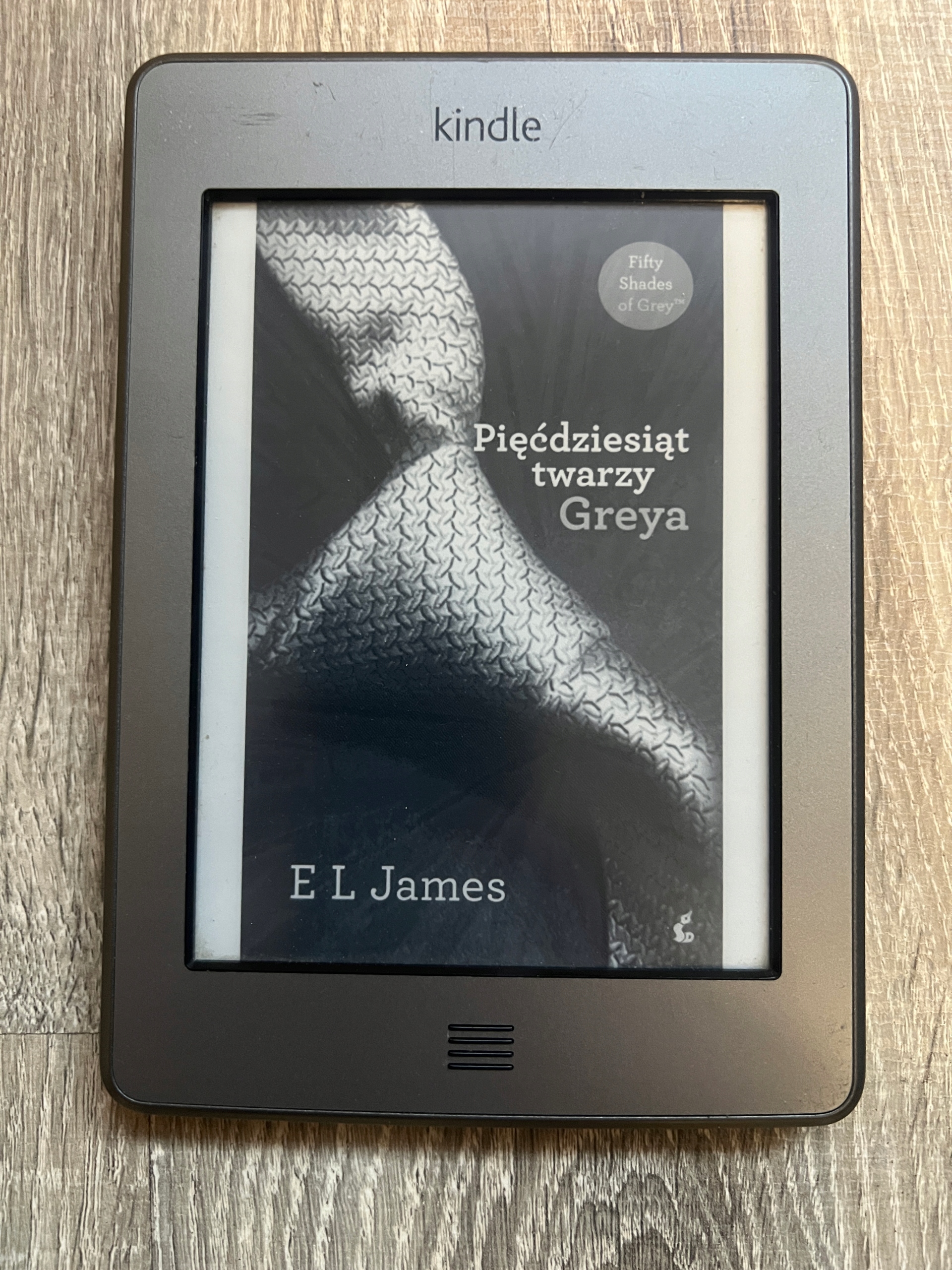 Amazon Kindle 本体 ブラック　PQ94WIF 6GB Amazon Kindle 本体 ブラック PQ94WIF 6GB