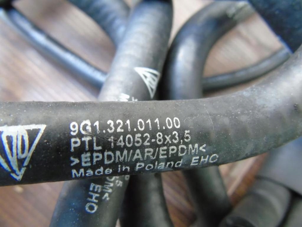 crijevo prijenos PORSCHE 3G132101100