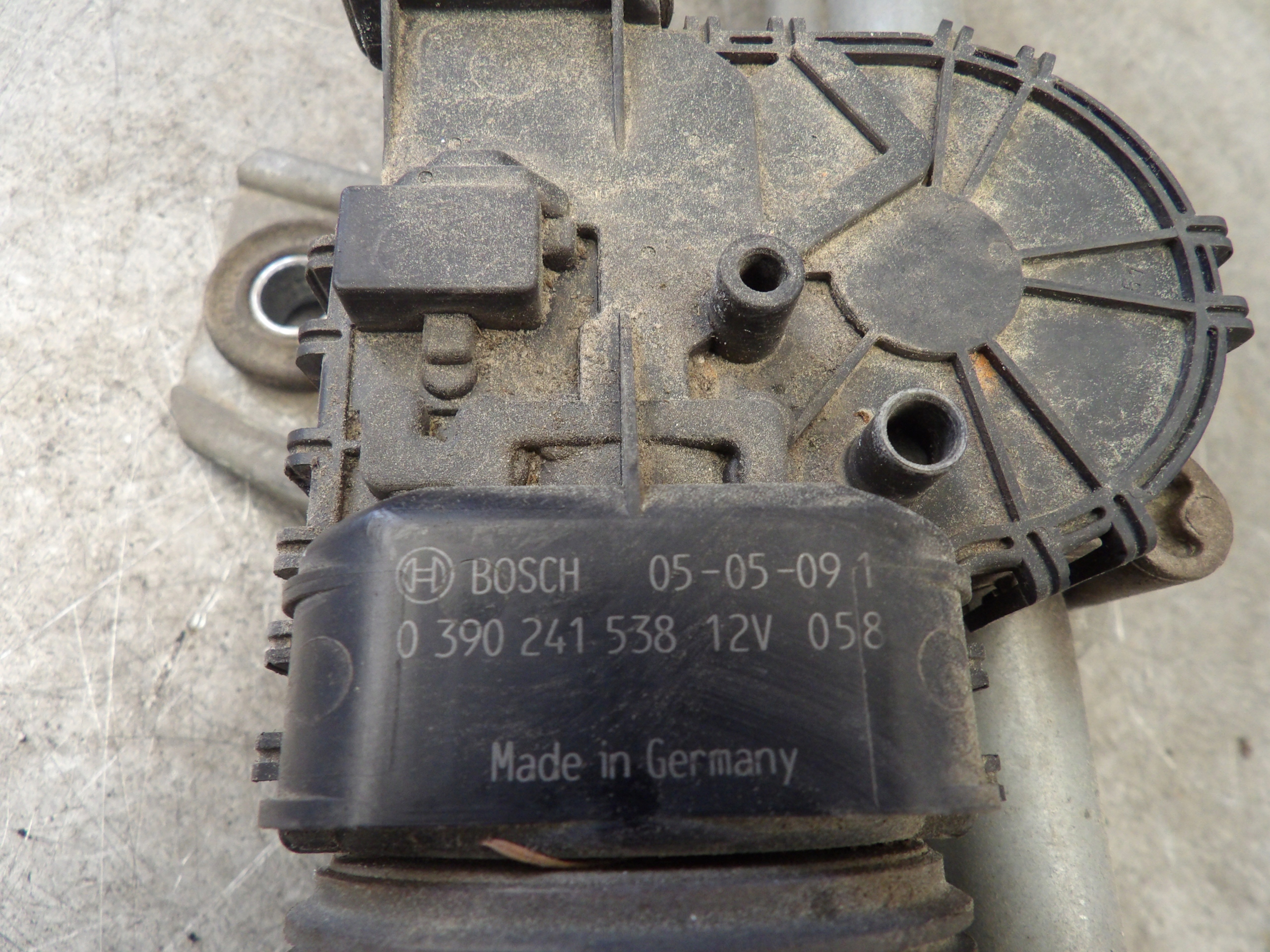 Opel Astra H mechaniz stieracov předek