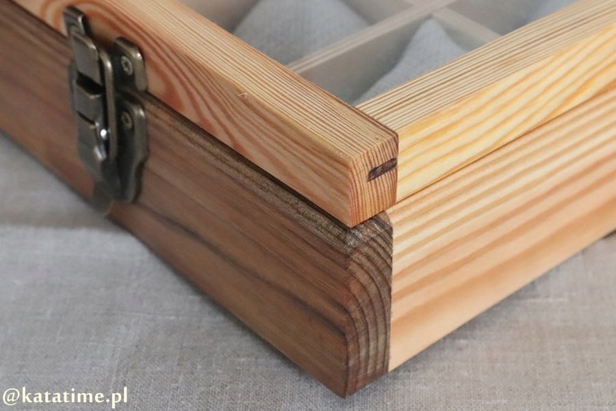 SKRZYNECZKA KASETKA PUDEŁKO BOX NA 6 ZEGARKÓW DREWNIANA ROBIONA RĘCZNIE Stan opakowania oryginalne