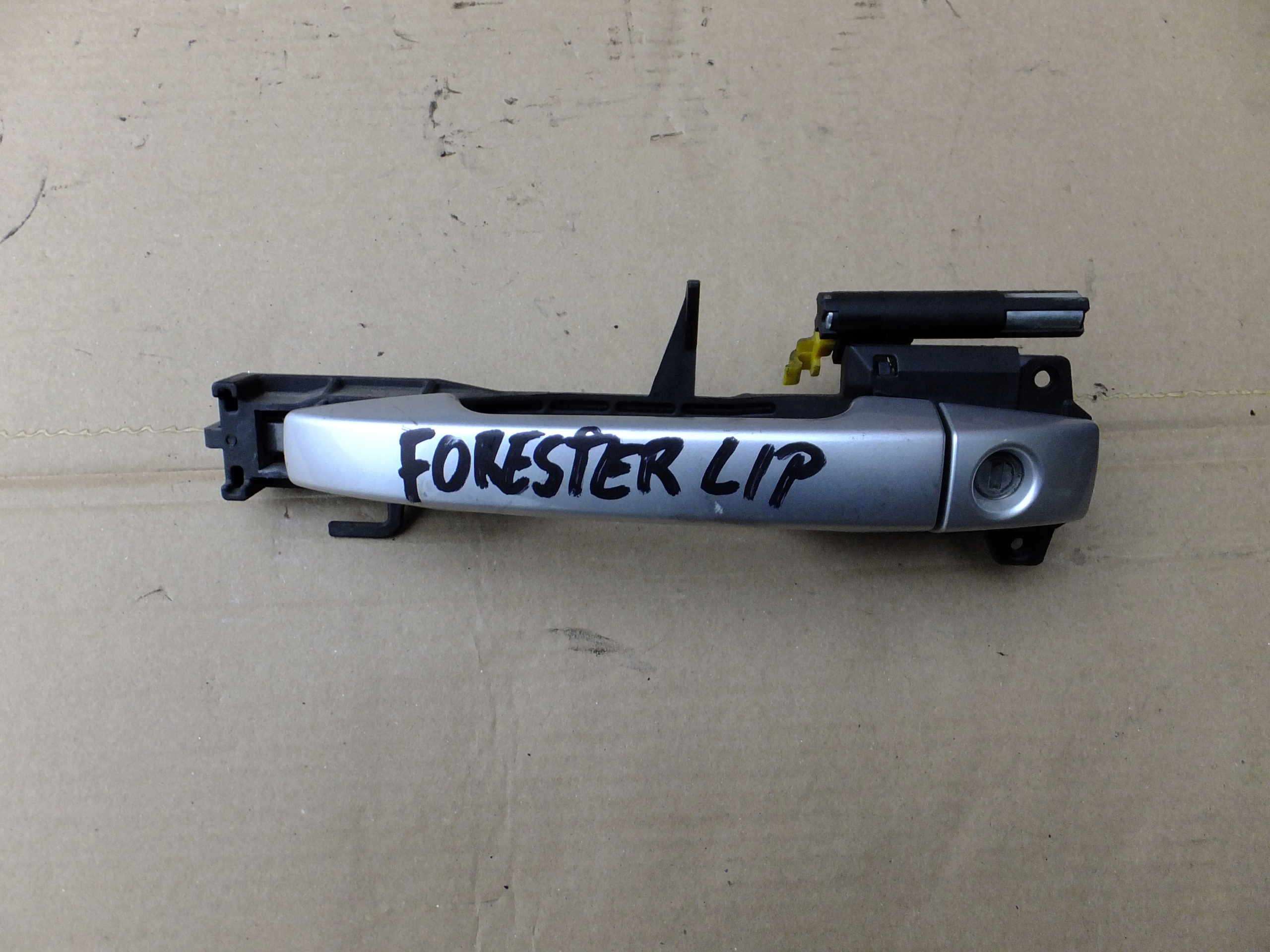 lock cylinder handle left front subaru forester III SH 2011r