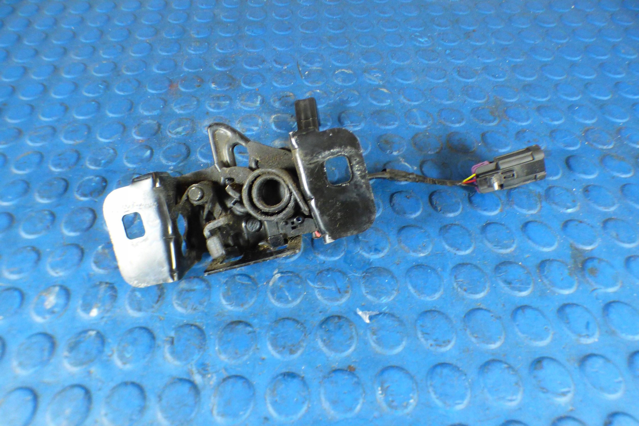 Opel Astra K V bonnet latch lock 39085676 st.BDB original