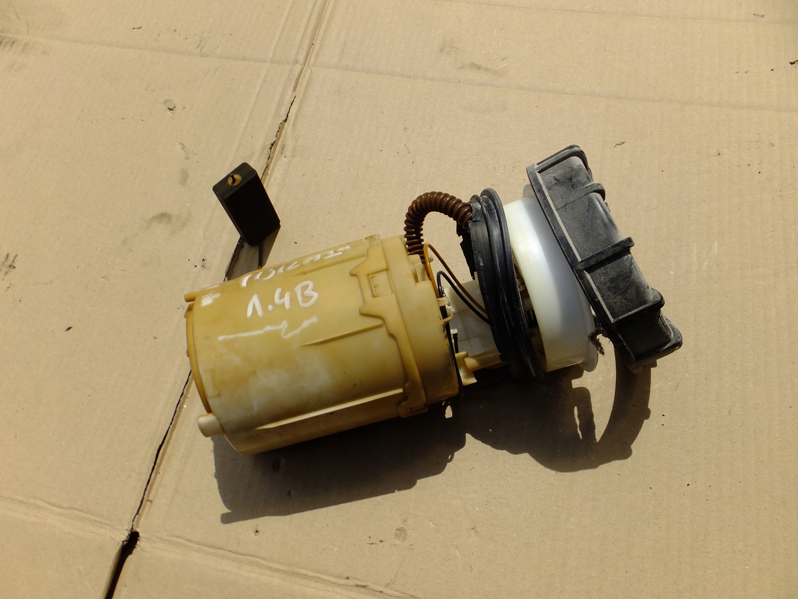 feed pump seat ibiza III 1,4 16v 6Q0919051F
