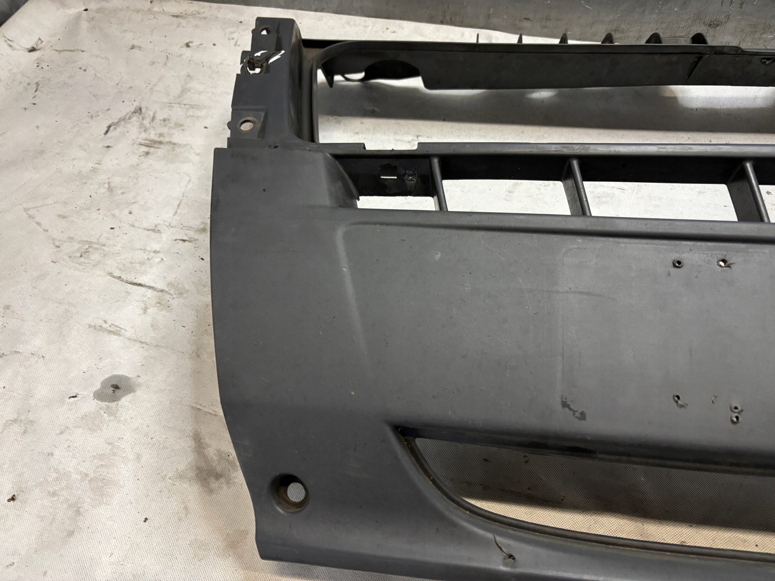 holder grilla bumper front Fiat Ducato III 3