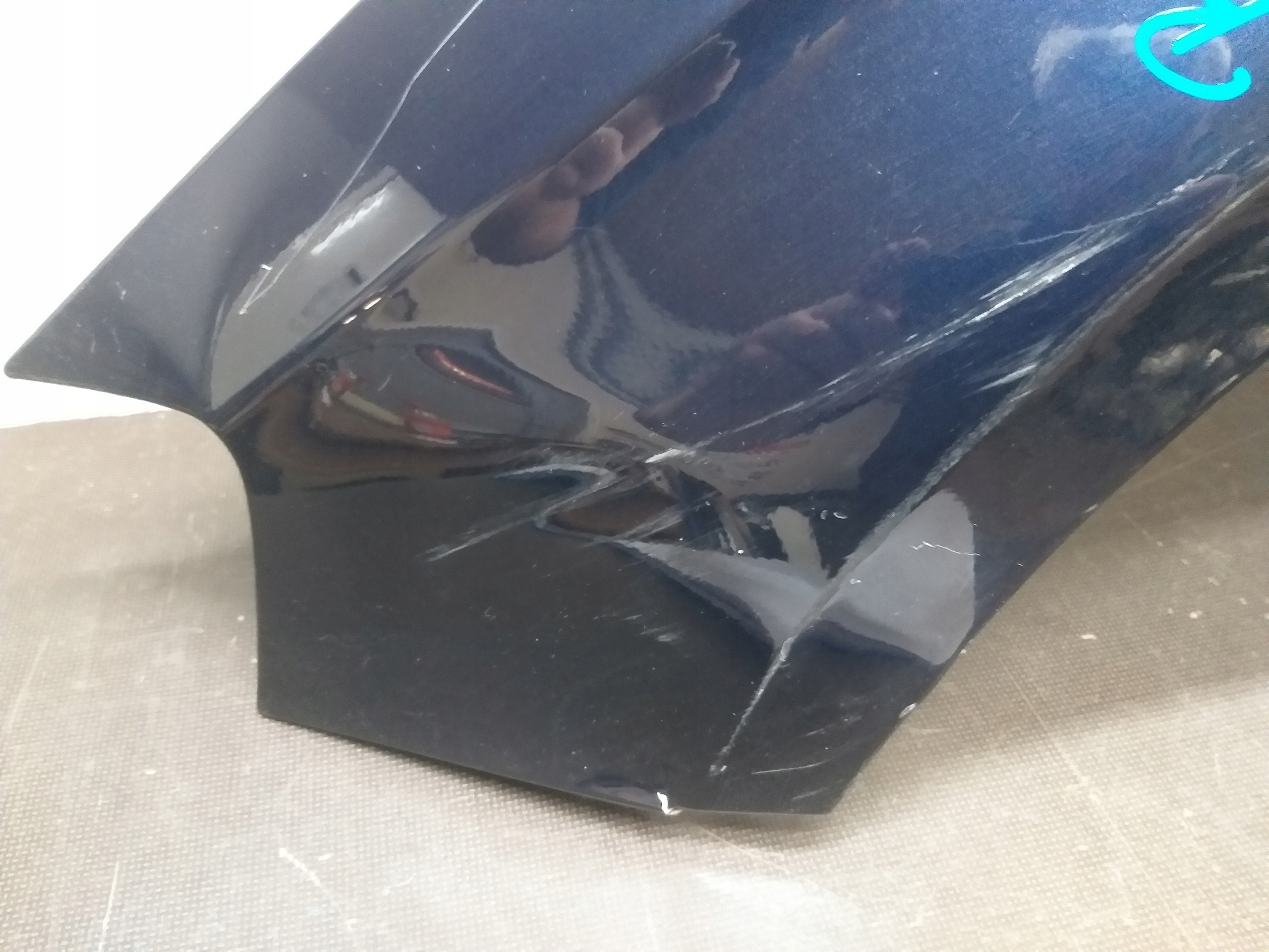 FENDER FRONT LEFT MERCEDES A KLASA W176