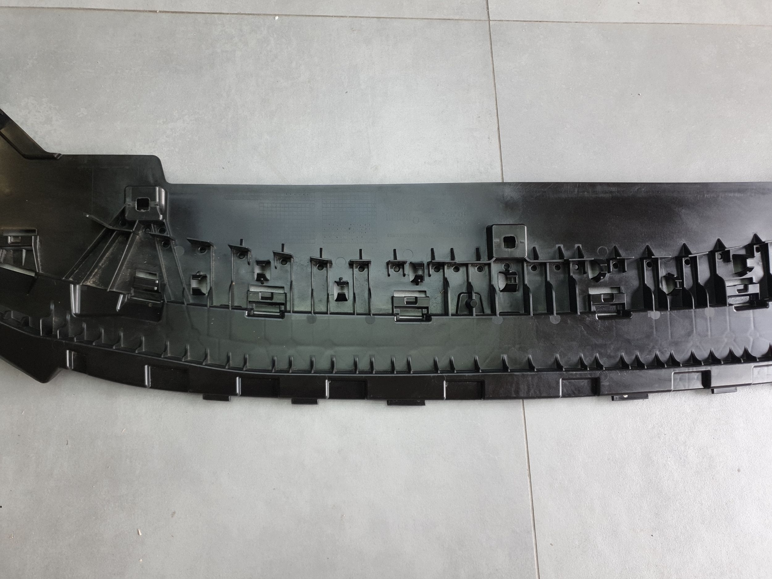 Audi A3 8Y lift cover below front bumper 8Y0807233C