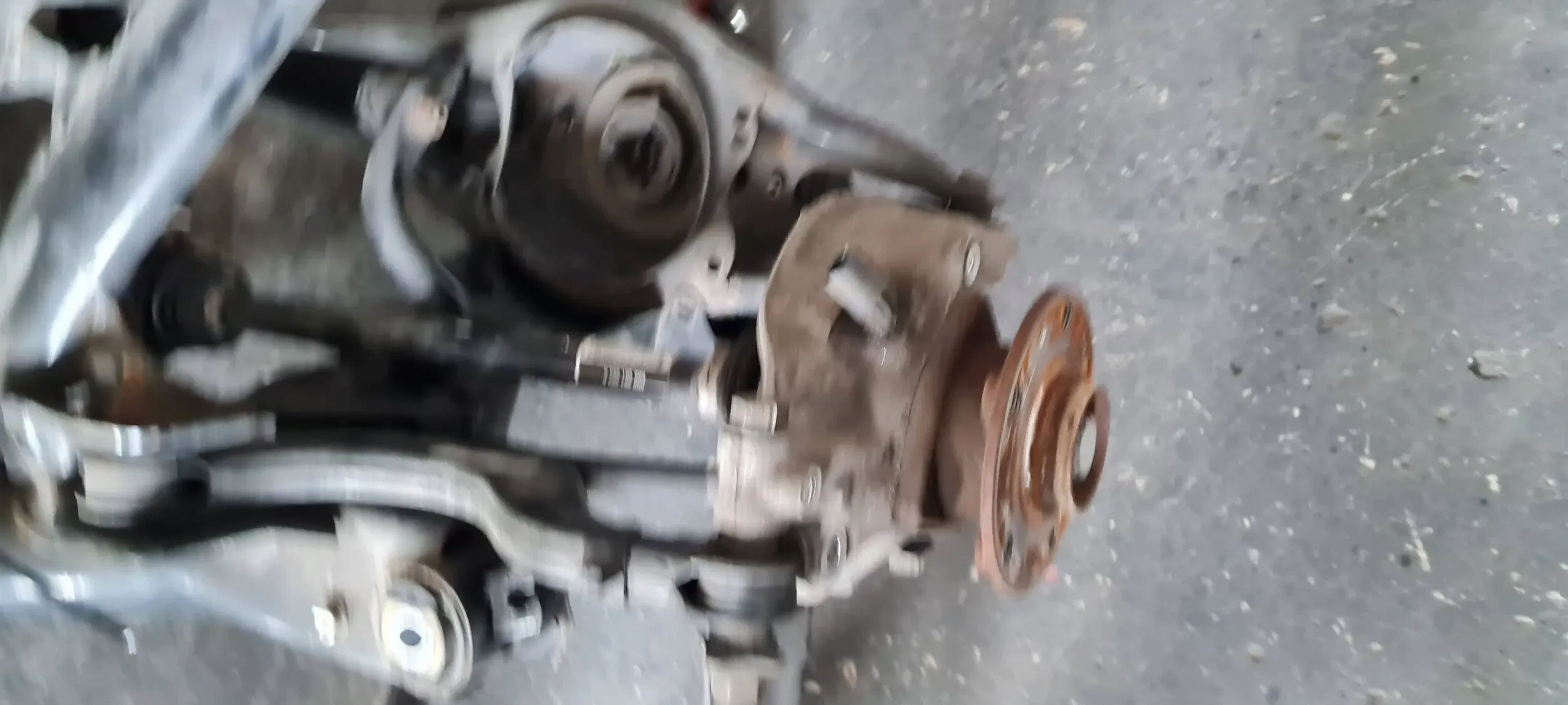 S3 8Y A3 ACHSTRÄGER HECK HINTEN TRÄGER QUATTRO QUERLENKER 2.0 TFSI