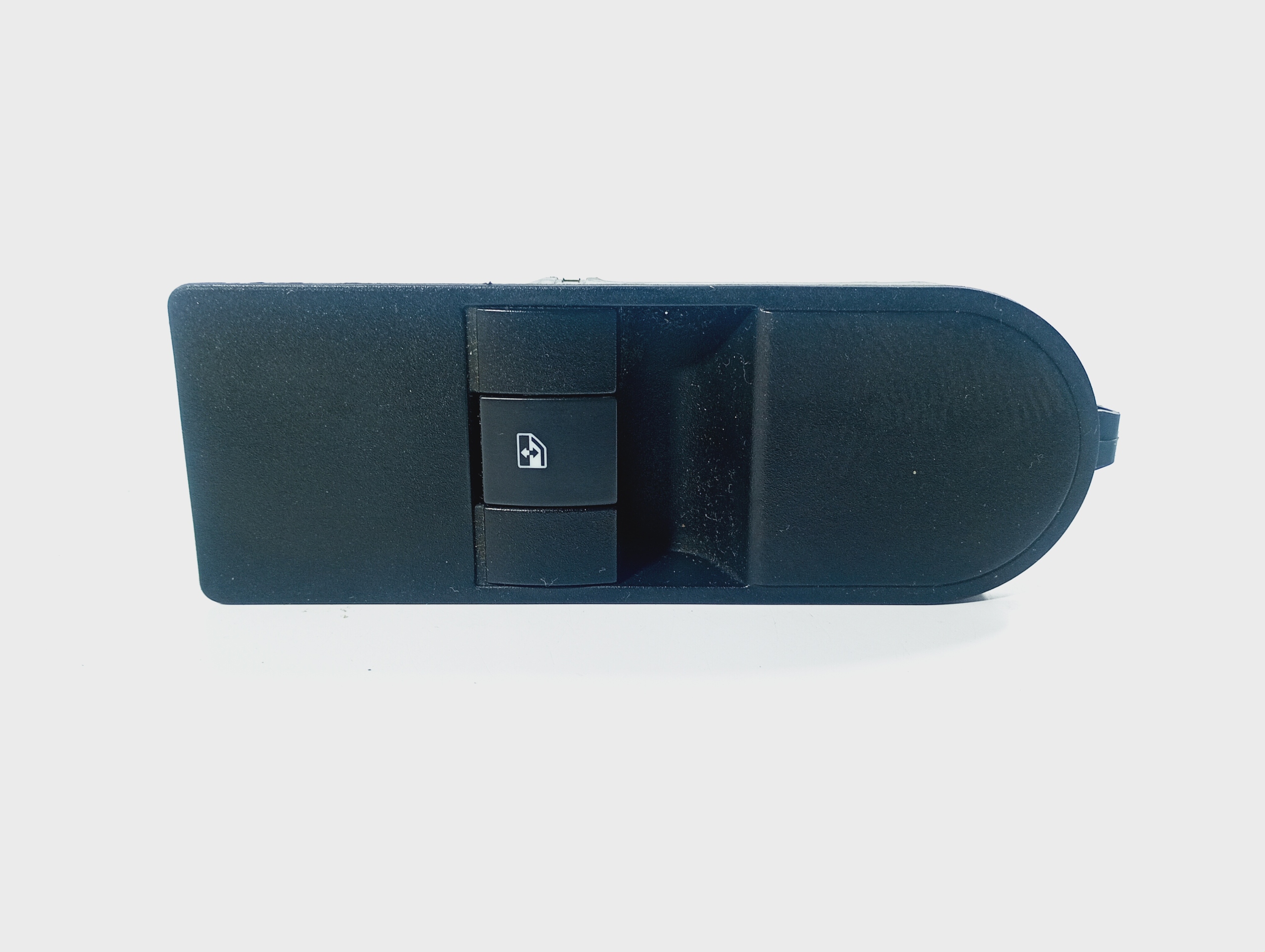 switch switch panel of the window right front OE13197132 Opel Astra H 04-10