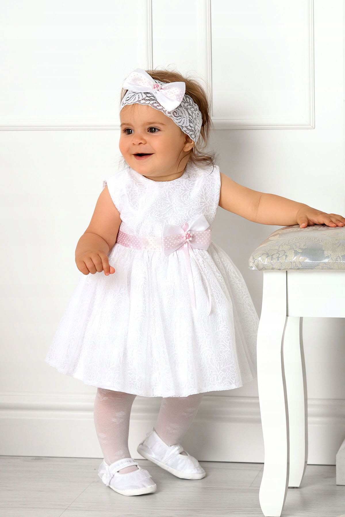 Biała koronkowa sukienka do chrztu rozmiar 80