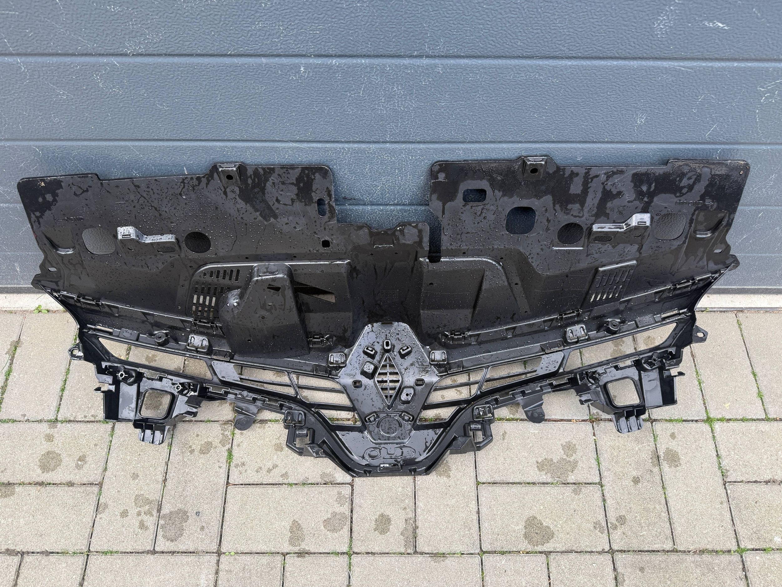 Renault Clio 4 IV 13- grille front front