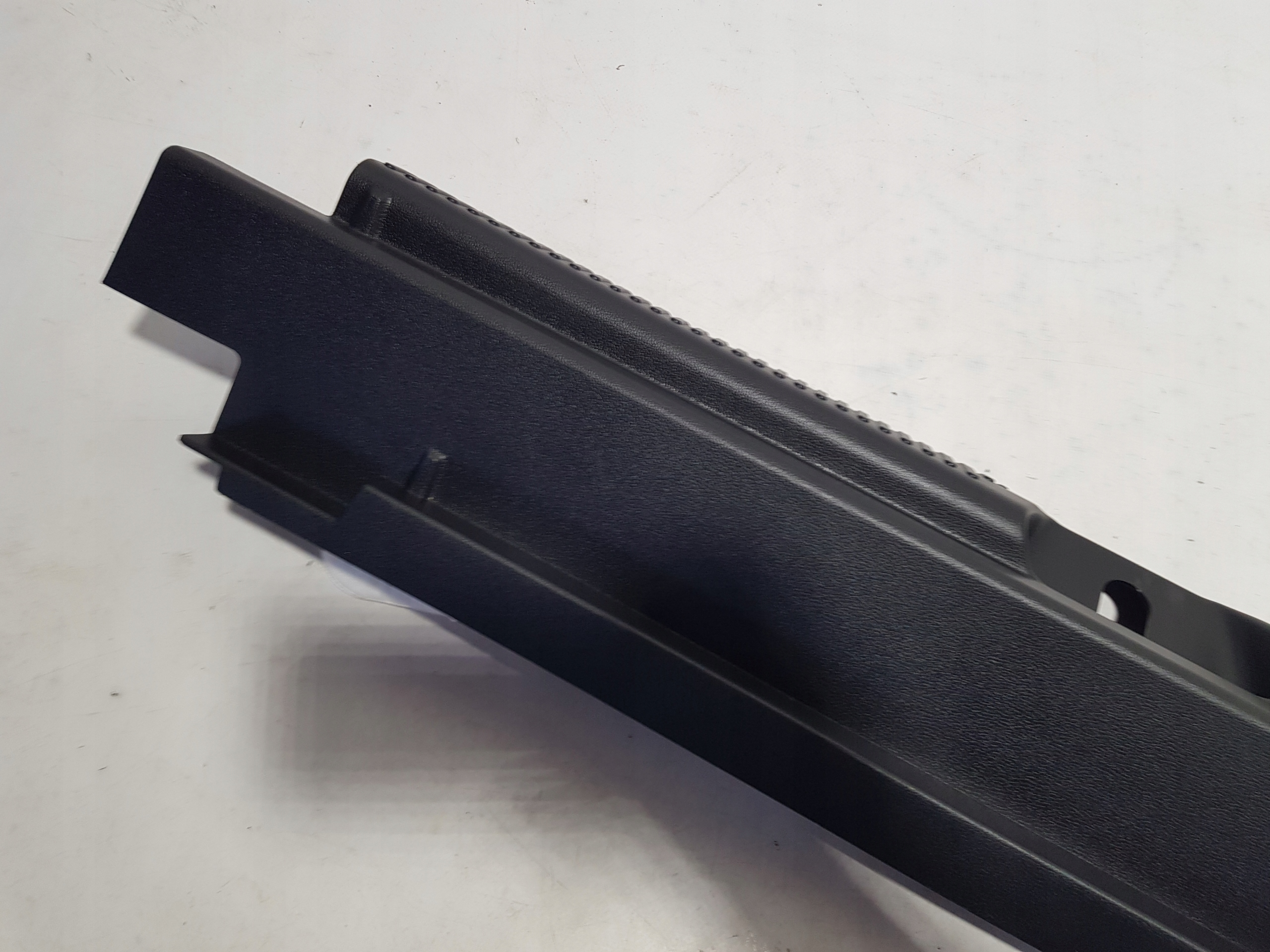 cover moulding cap supports boot MG MG-4 EV22 EV-22 ELECTRIC