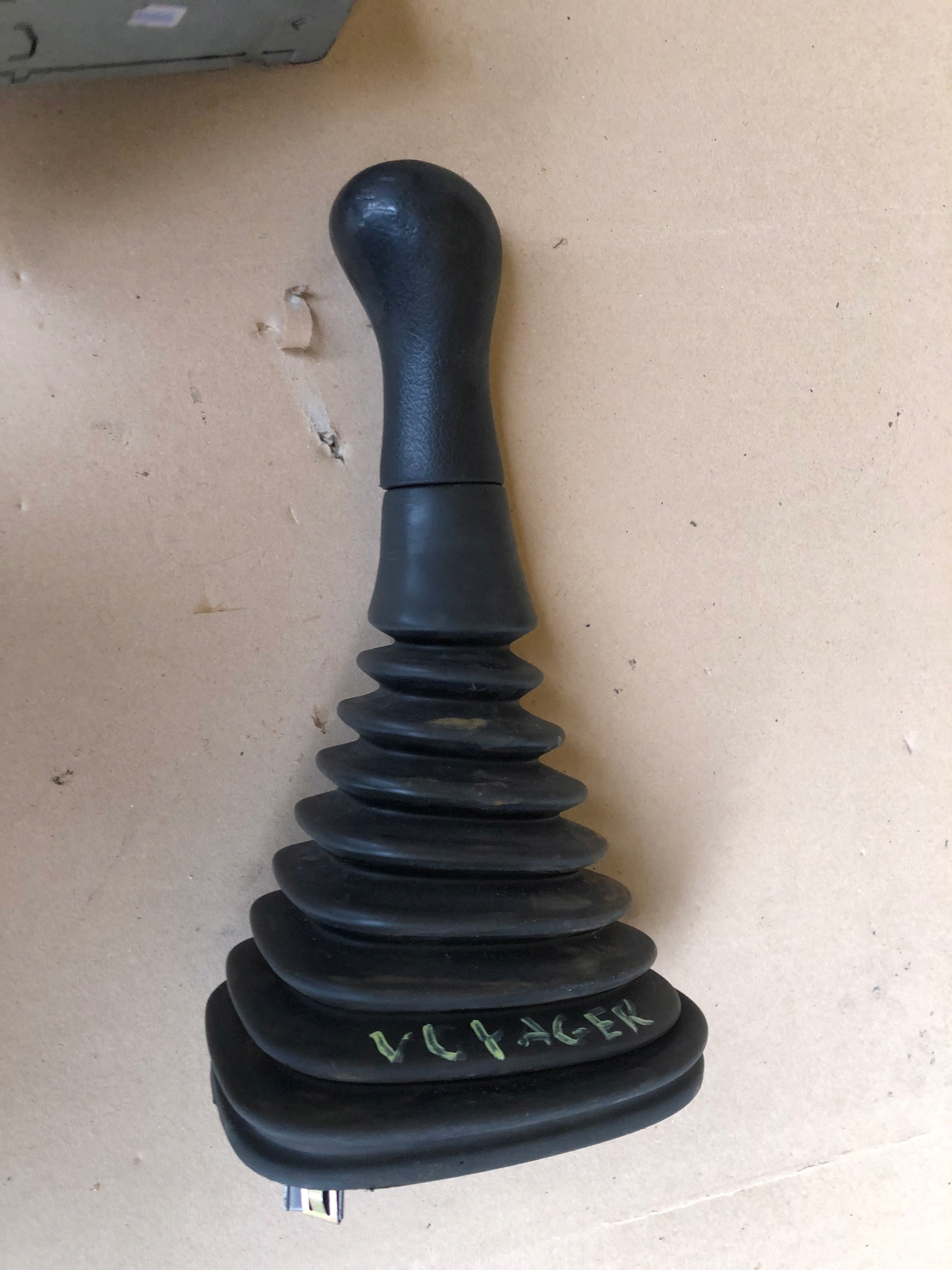 РУЧКА ВАЖЕЛЯ ВАЖЕЛЯ CHRYSLER VOYAGER IV 00-05