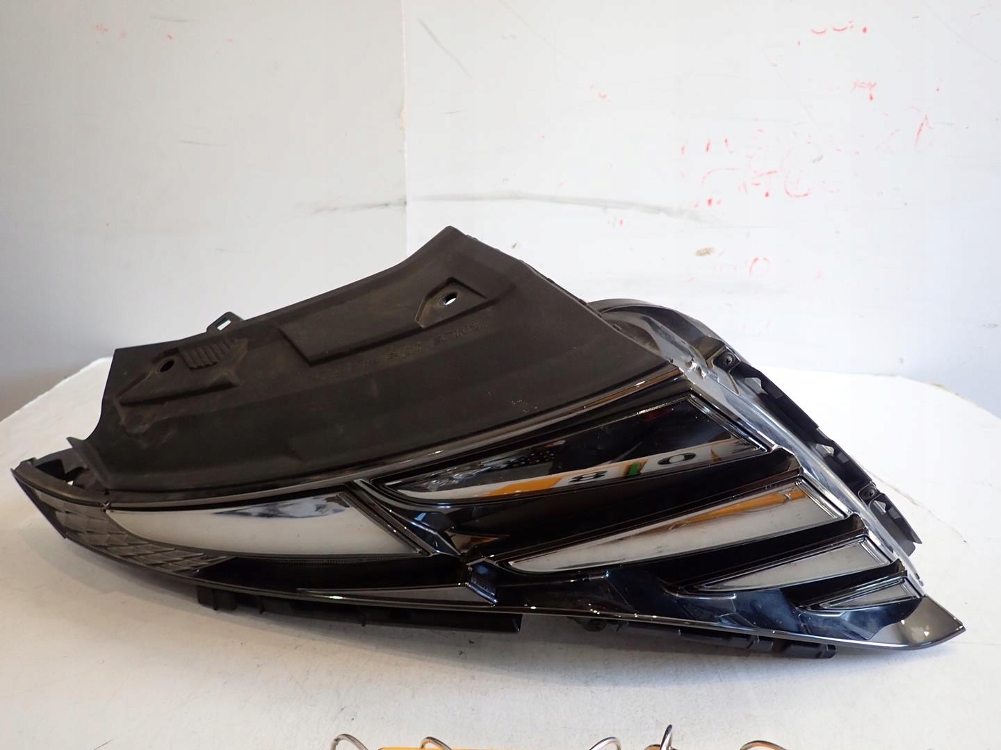 light front front right HYUNDAI TUCSON IV 2020- FULL LED 92208-N7100