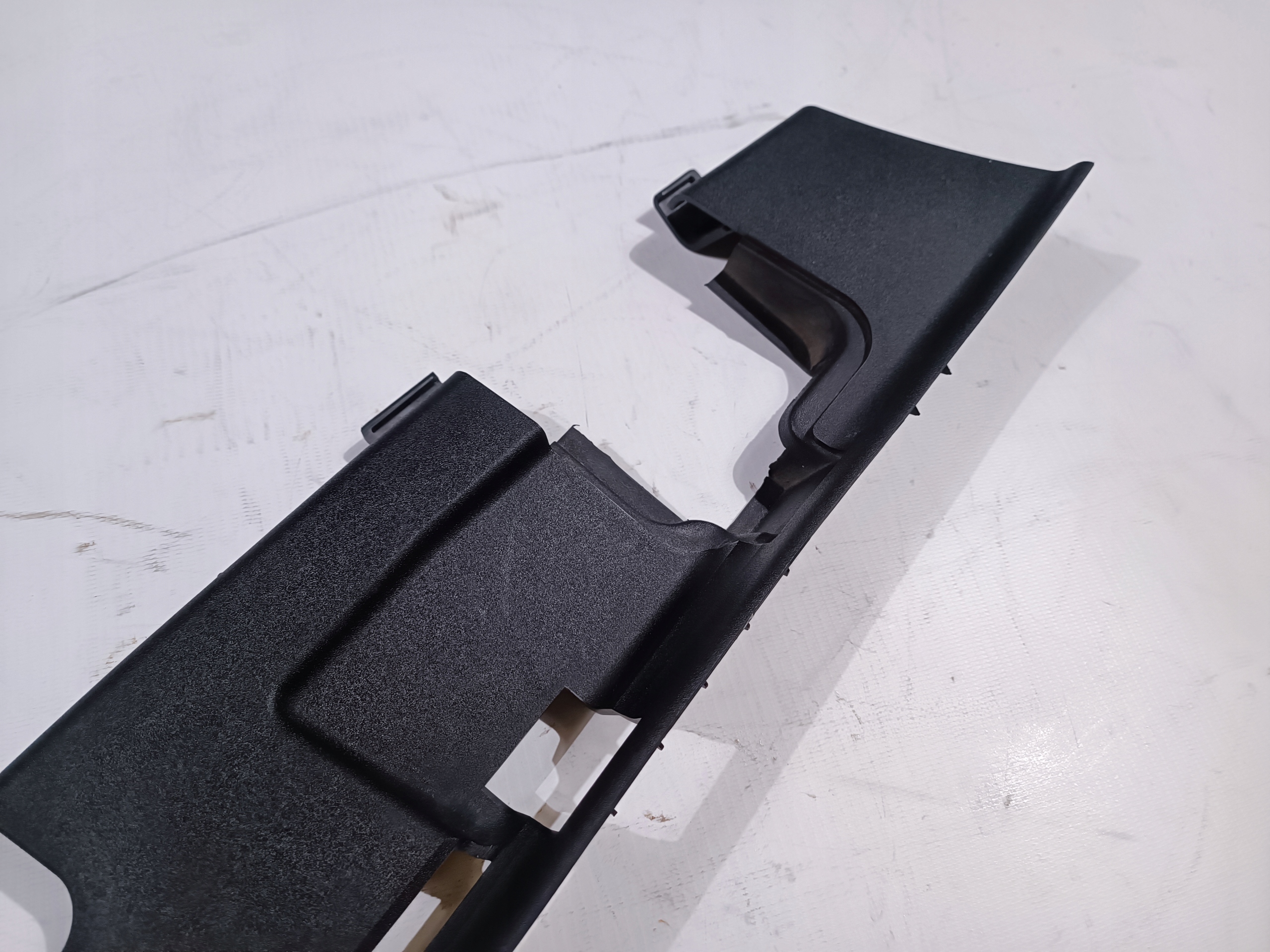 Blende Abdeckung Scharnier Tür links heck Ford F150 2015