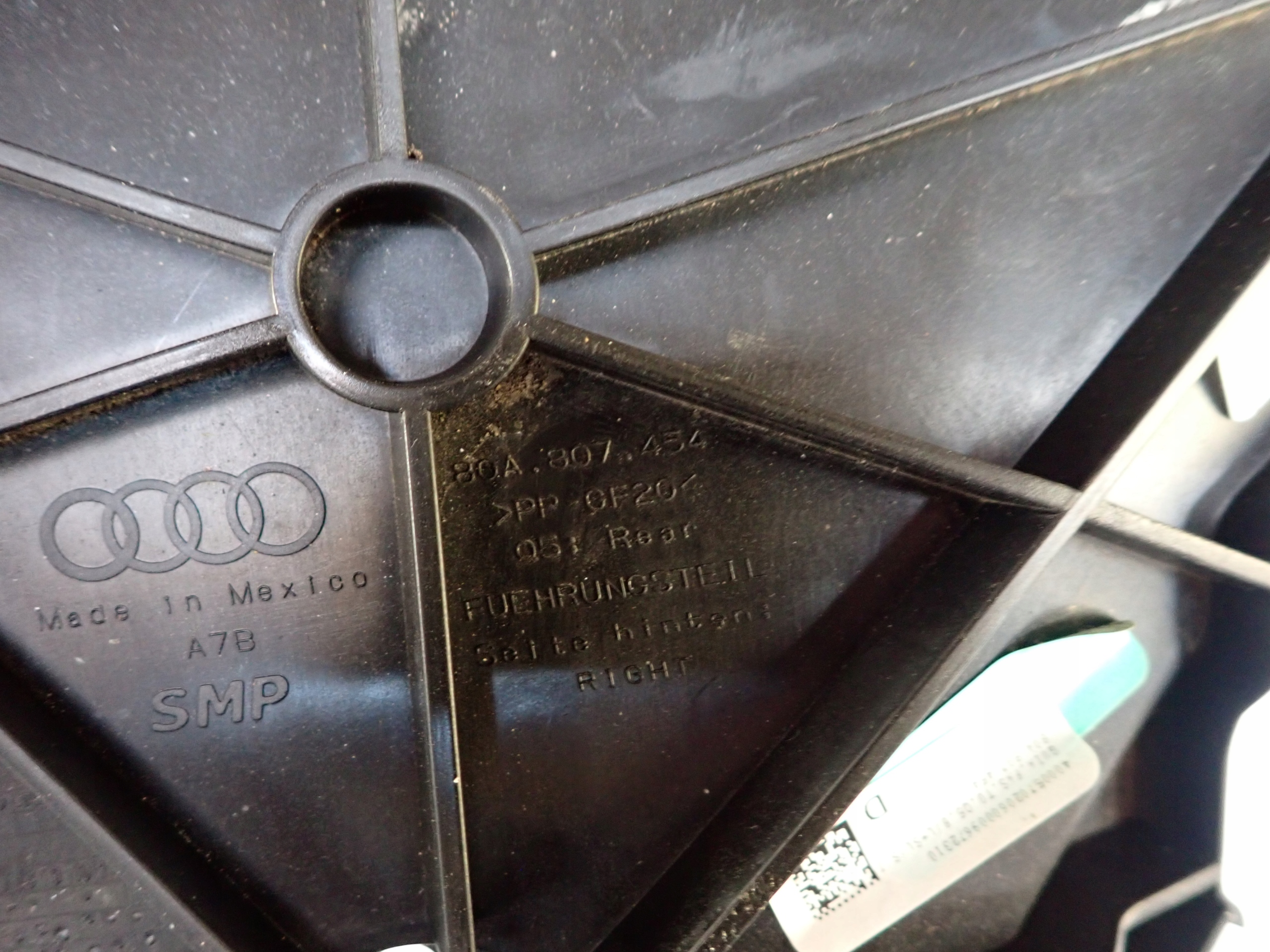 AUDI Q5 80A 17- bumper bracket right rear part 80A807454