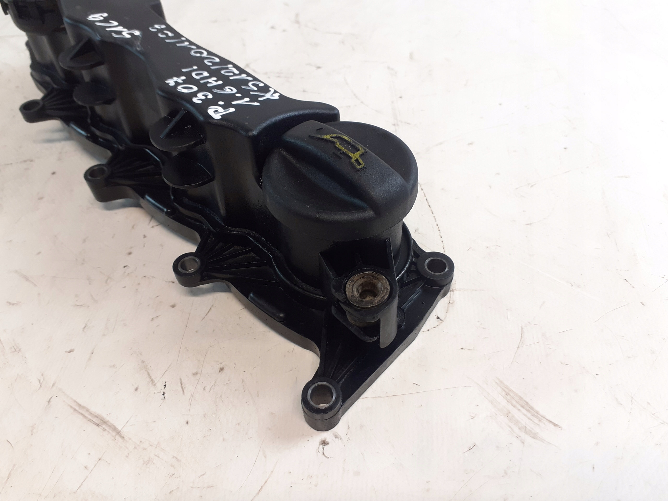 PEUGEOT 307 1.6 HDI Abdeckung der Ventile