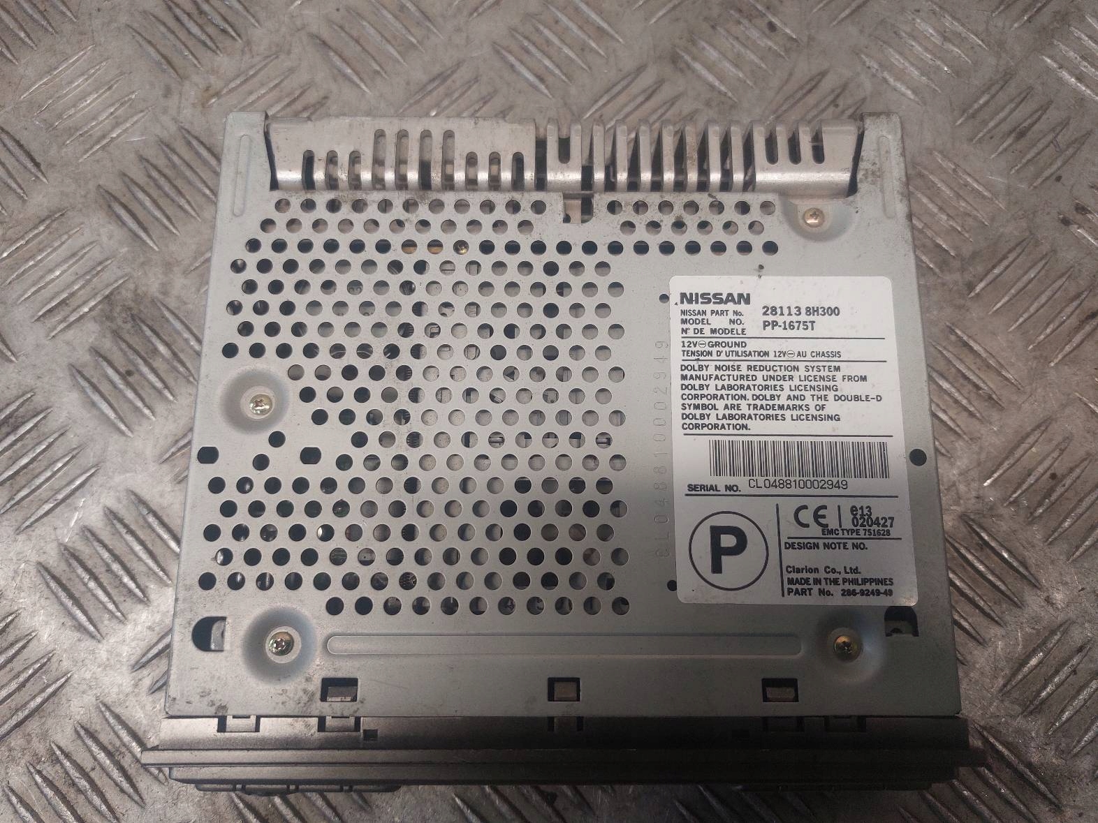 RADIO ODTWARZACZ NISSAN X-TRAIL e 281138H300