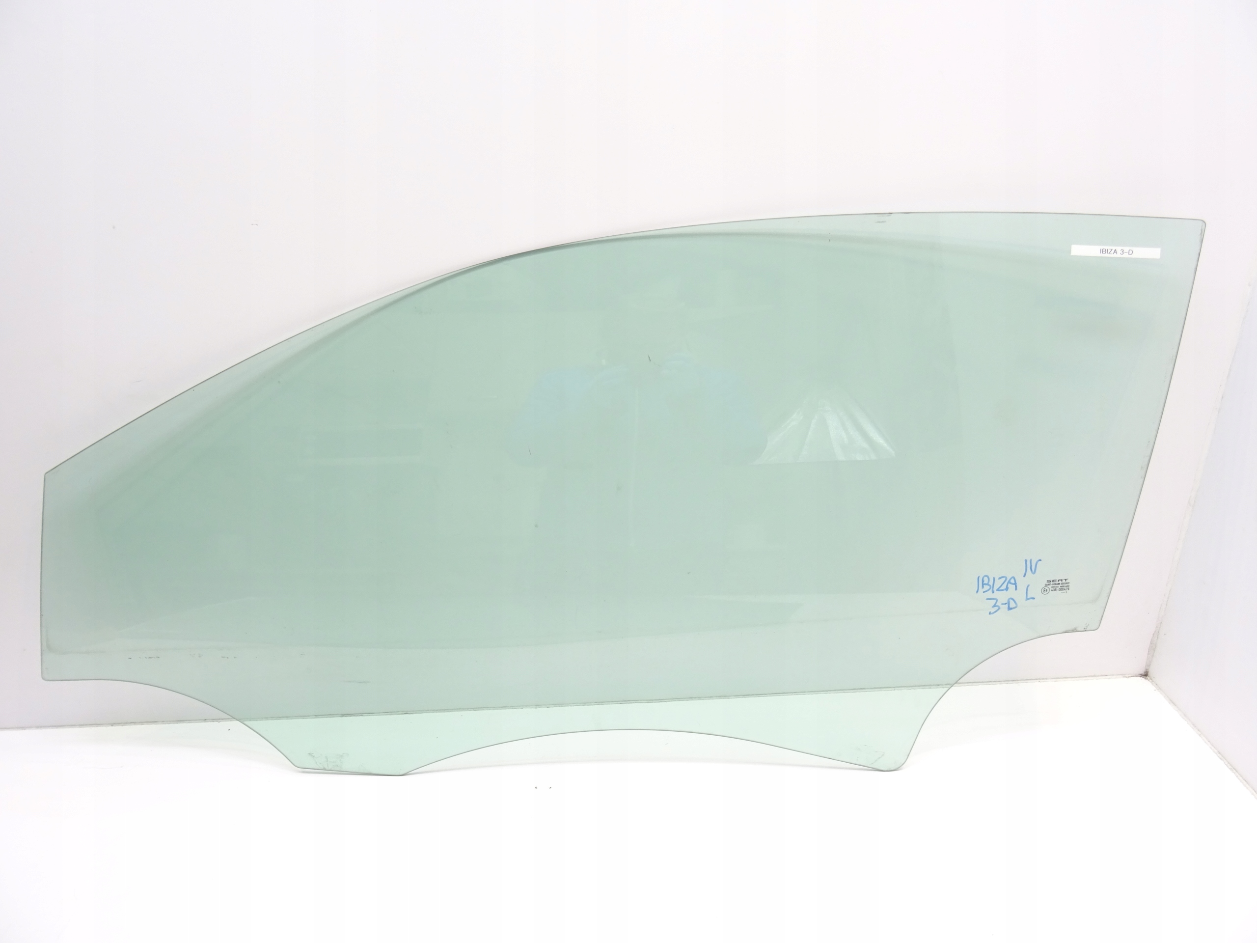 SZYBA DRZWI PRZOD PRZEDNIA SEAT IBIZA IV 2008- 3D Producent części SEAT OE